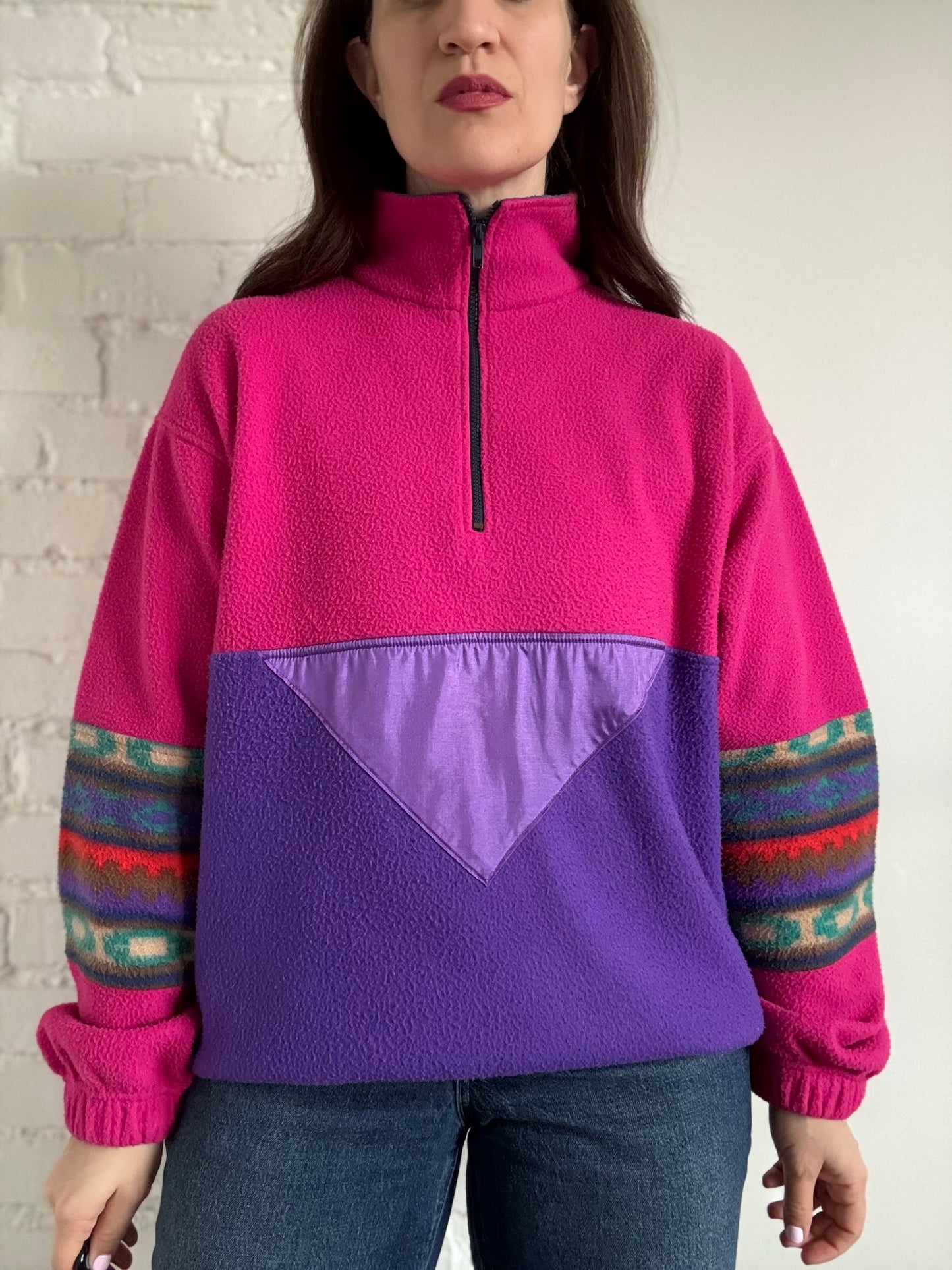 Retro Fleece Sweater - Sz. L