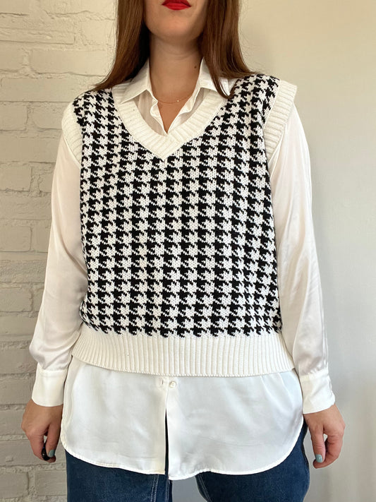 Houndstooth Vest Knit Sweater - L/XL
