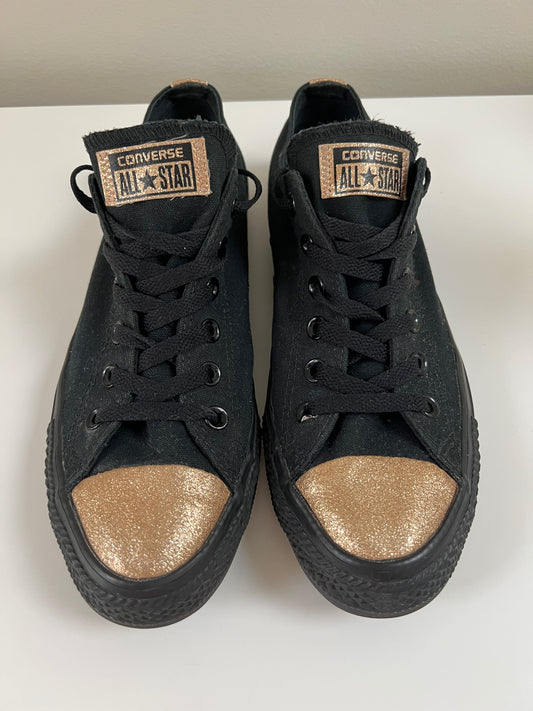 Black & Gold Chuck Taylor Converse Shoes - 10