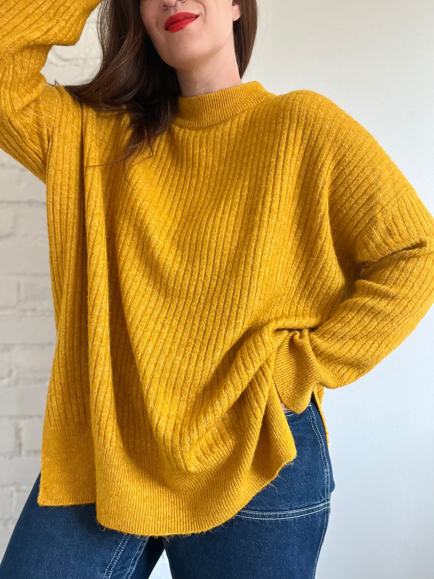 Oversized Mustard Yellow Sweater - M