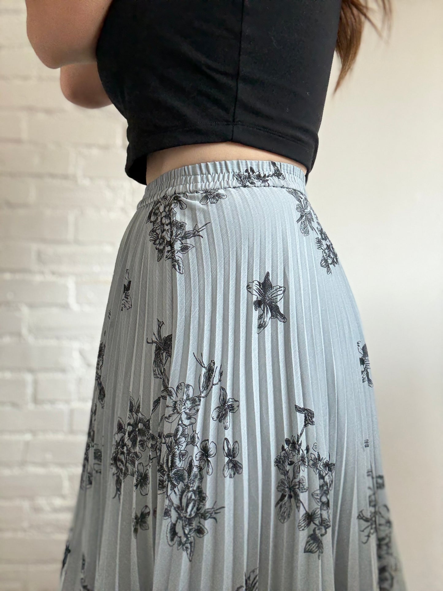 Club Monaco Pleated Skirt - Size S