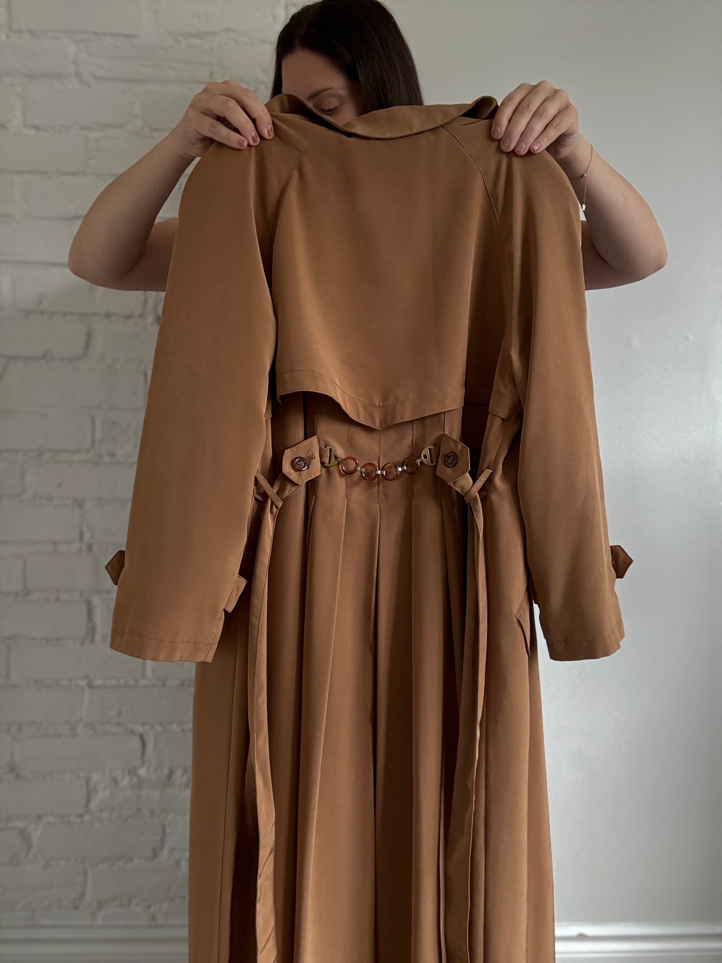 Detailed Camel Trench Coat - Size L
