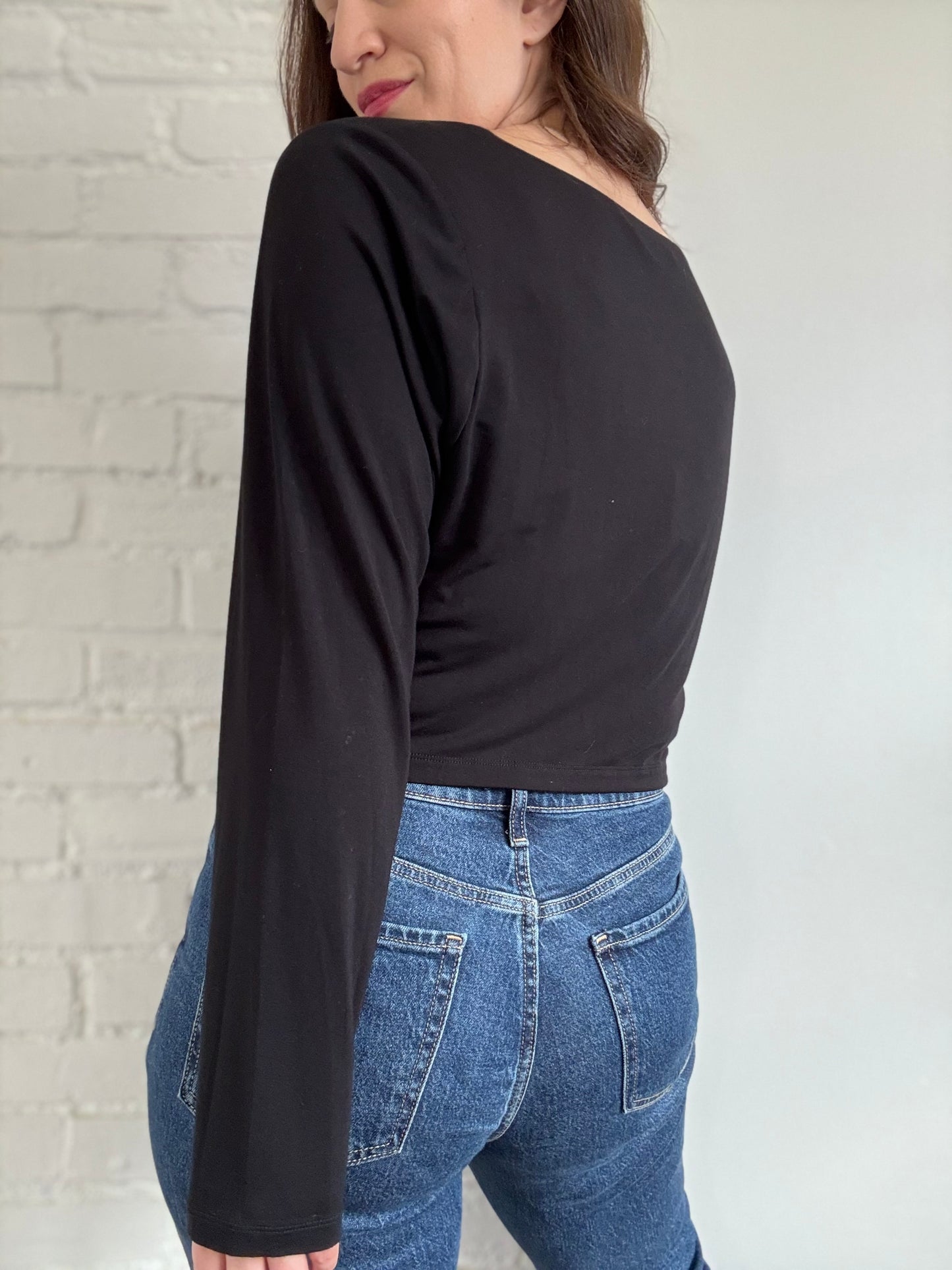 Stretch Knit Triangle Neck Top - Size XXL