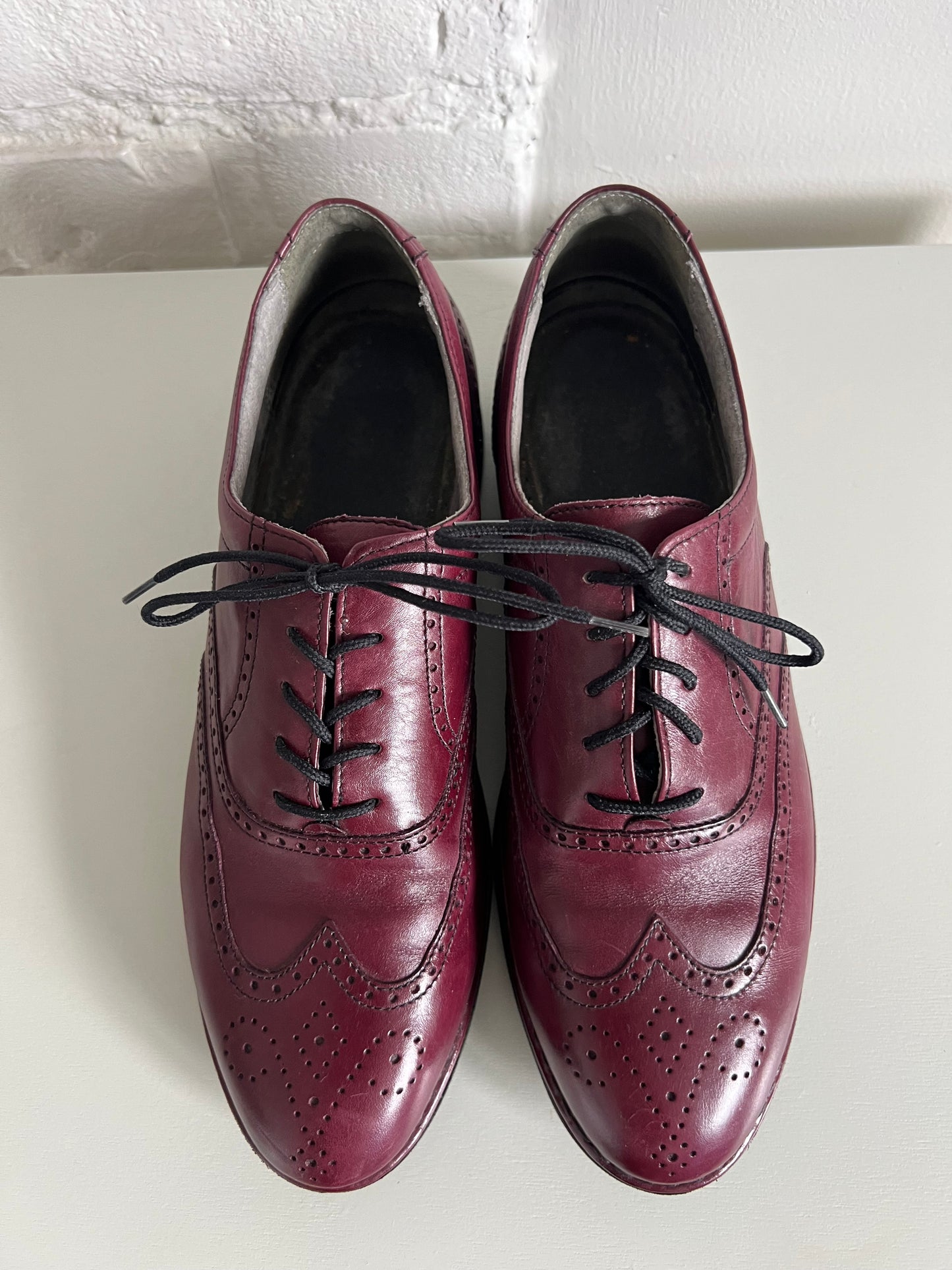 Burgundy Wine Vibram Leather Shoes - Size 9M