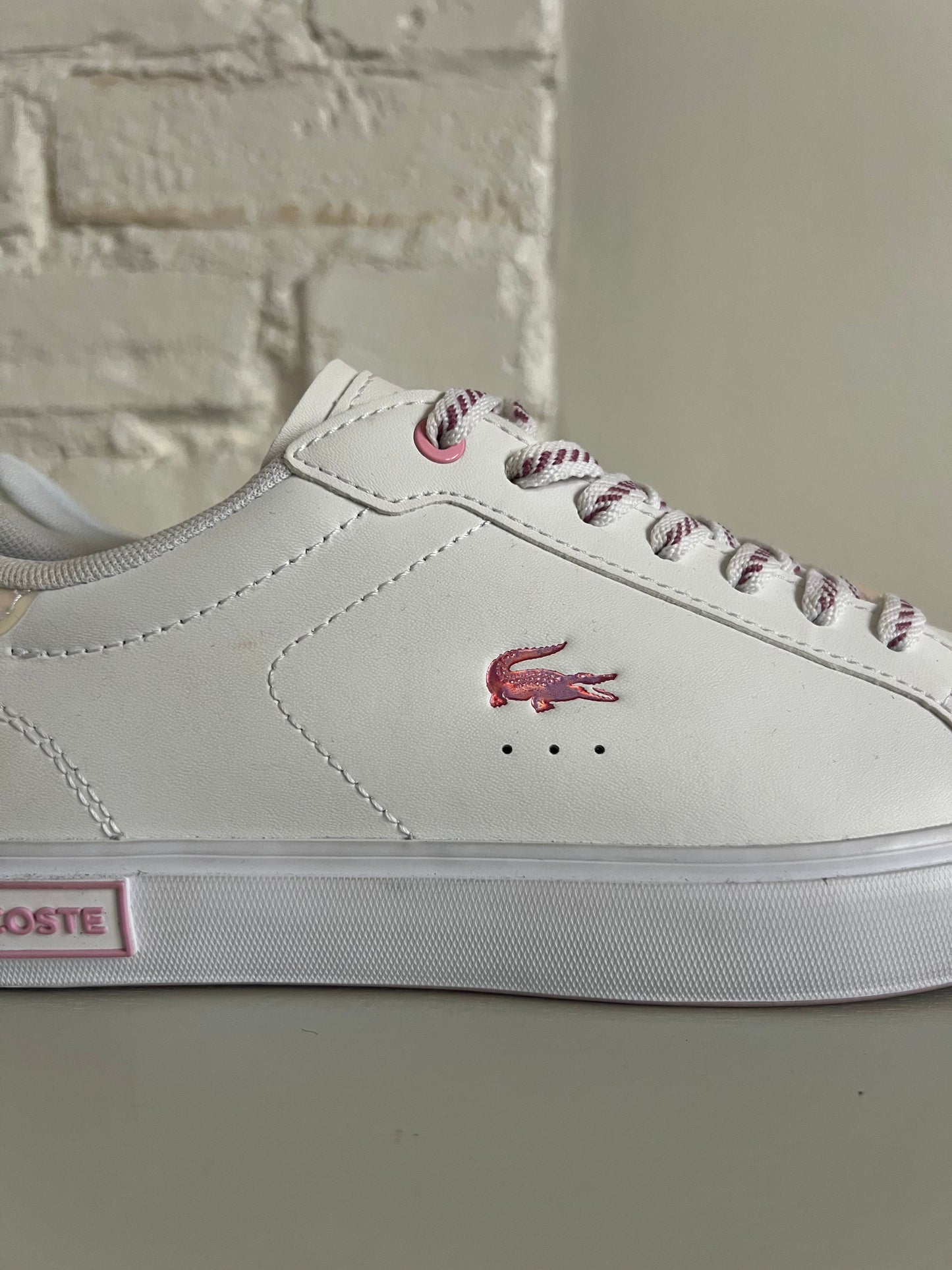 Lacoste Powercourt Leather Trainers - Size 8 Womens