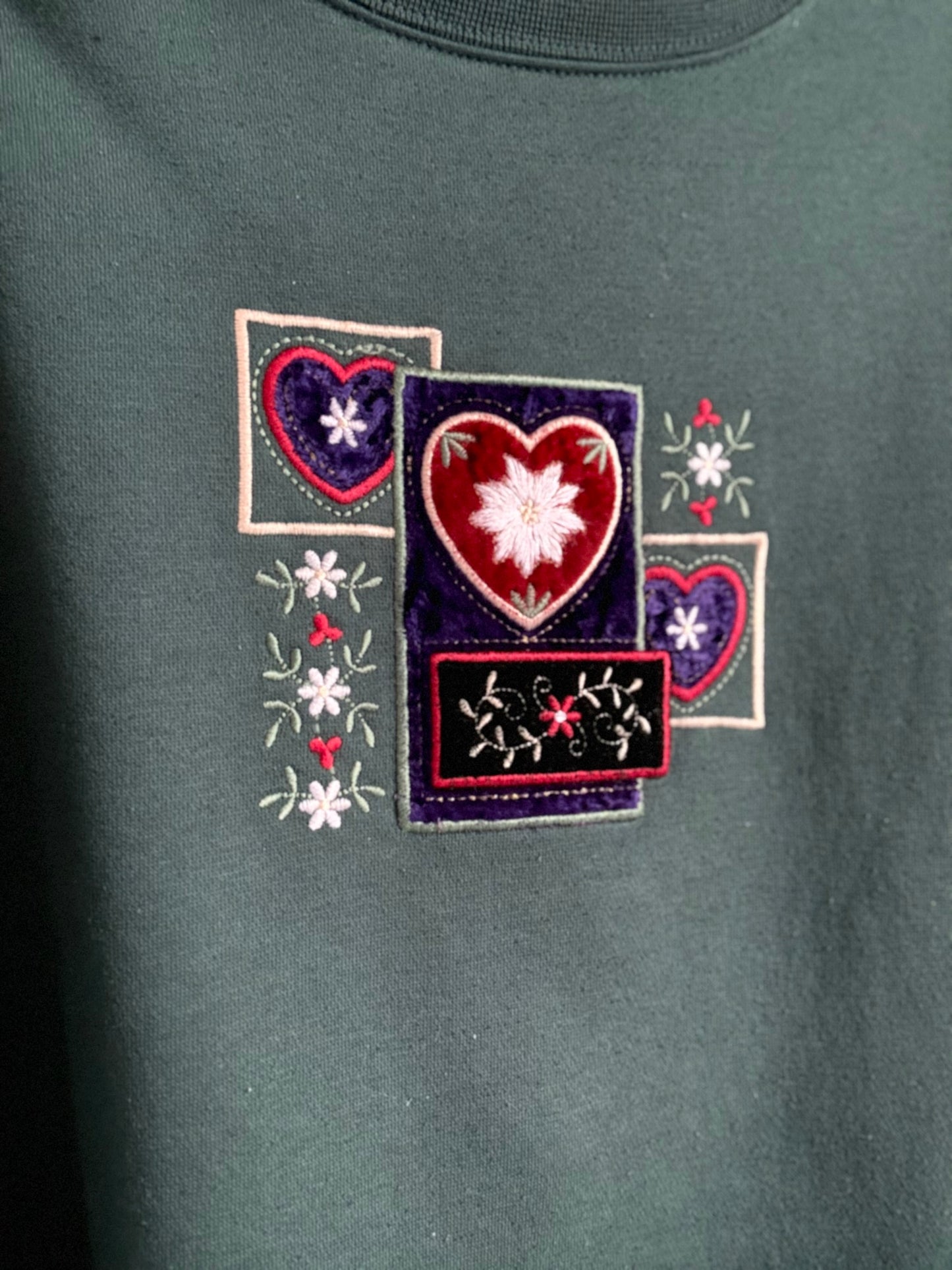Northern Reflections Velvet Hearts - Size M
