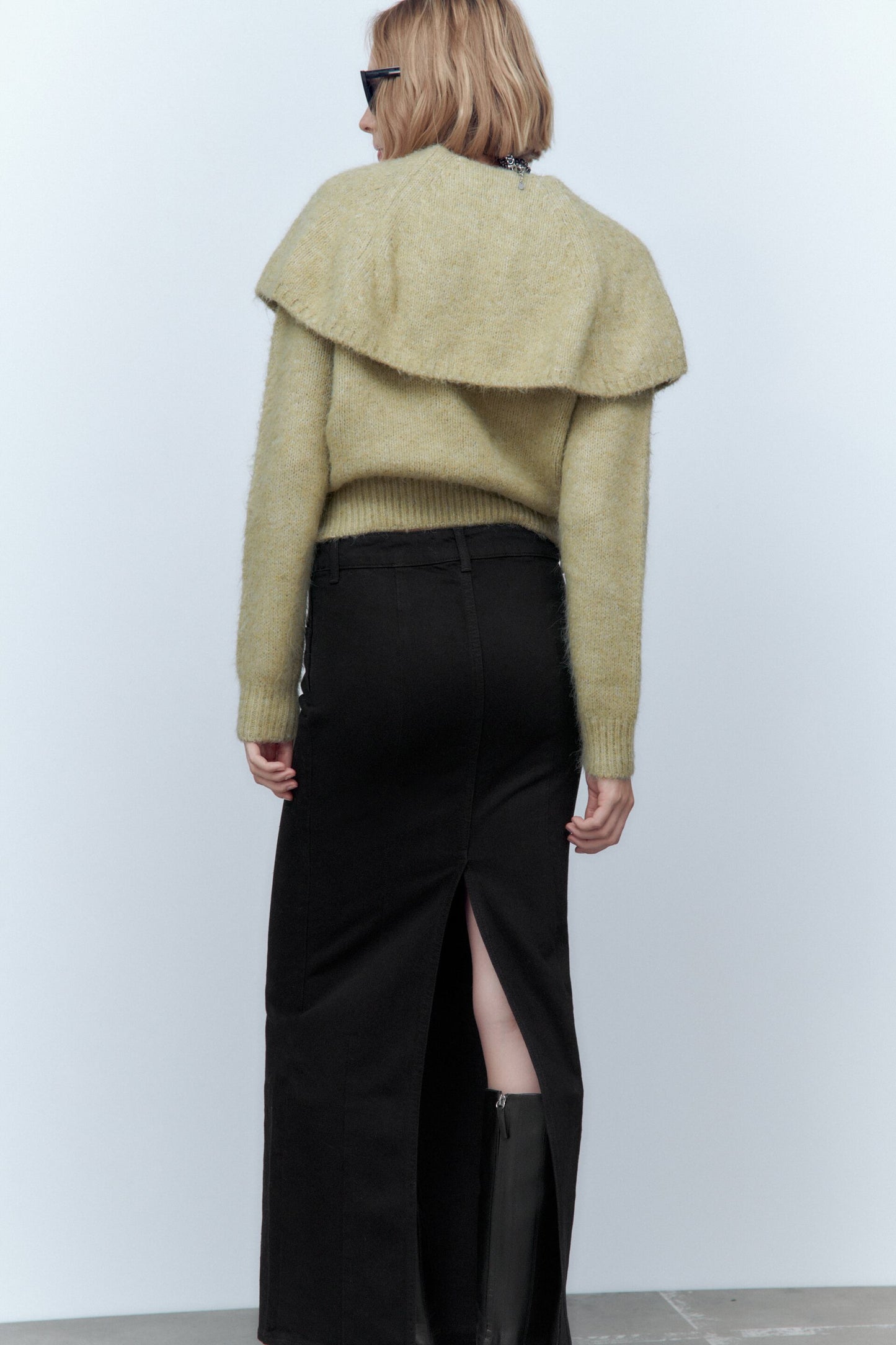 Wide Lapel Sage Sweater - S