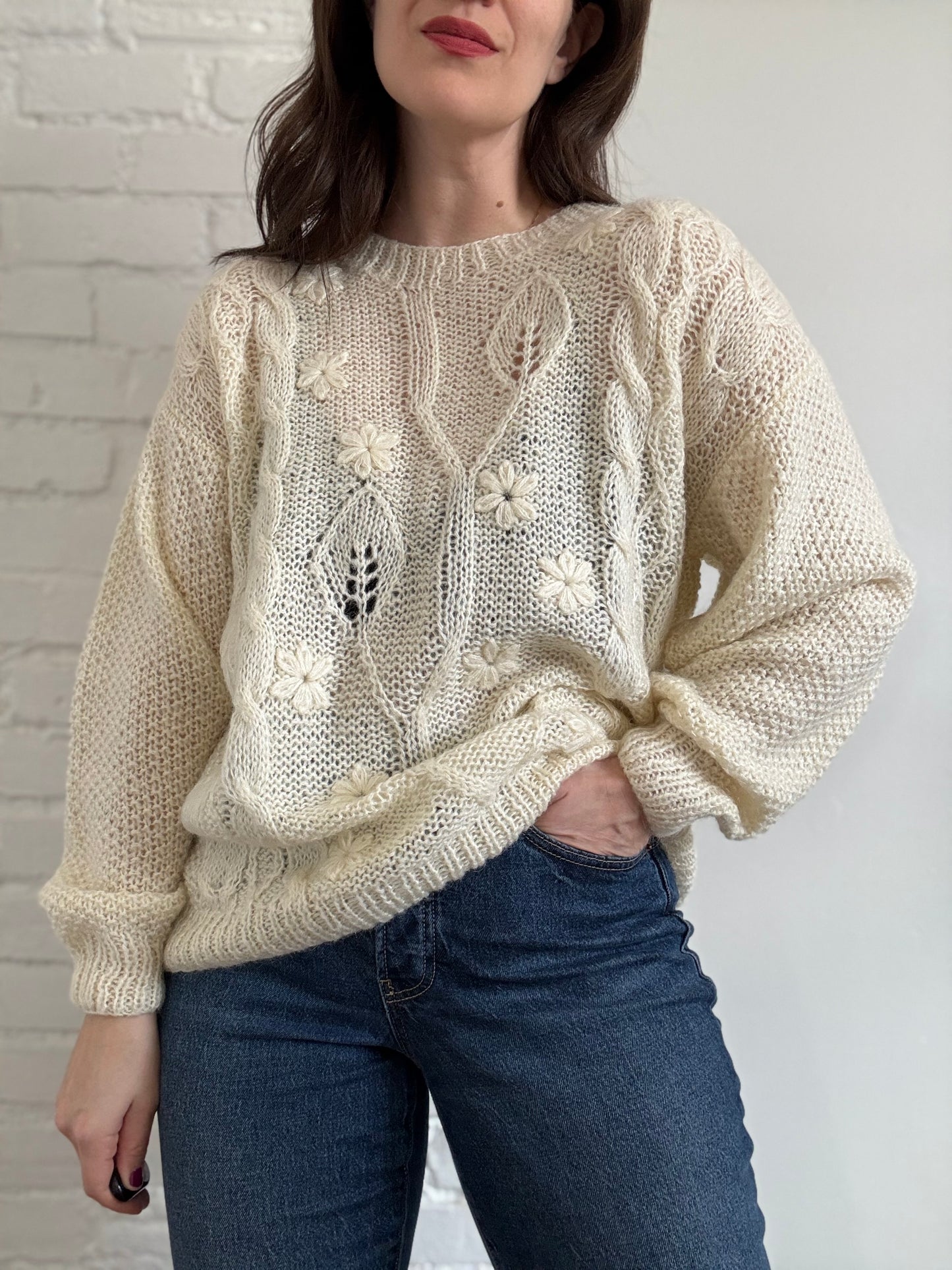 Vintage Feminine Knit Sweater - Sz. L