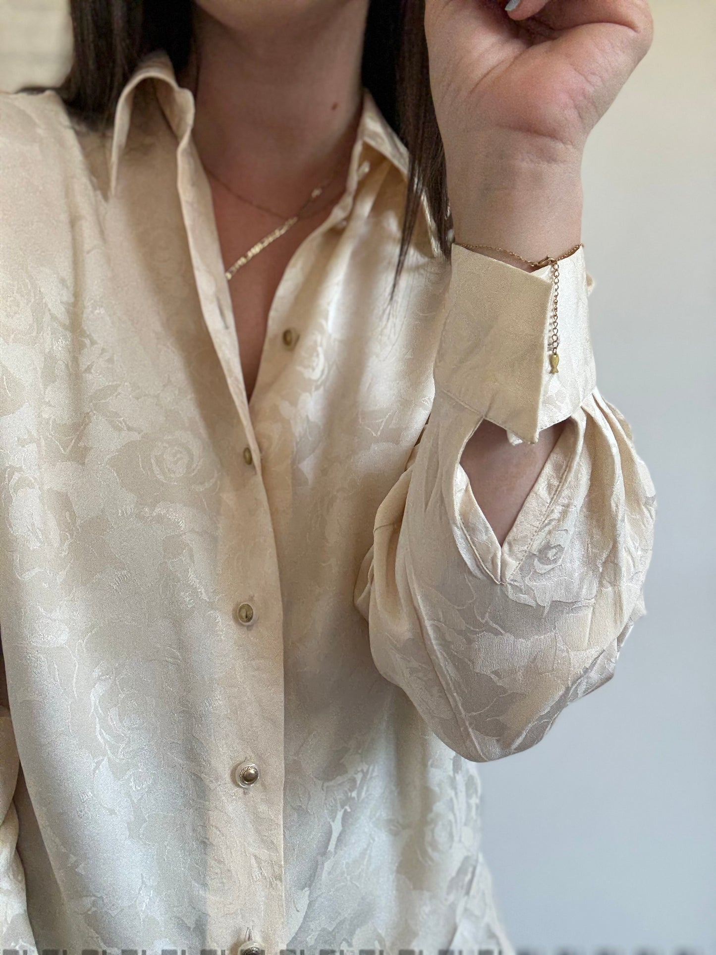 100% Silk Brocade Shirt - Size L/XL