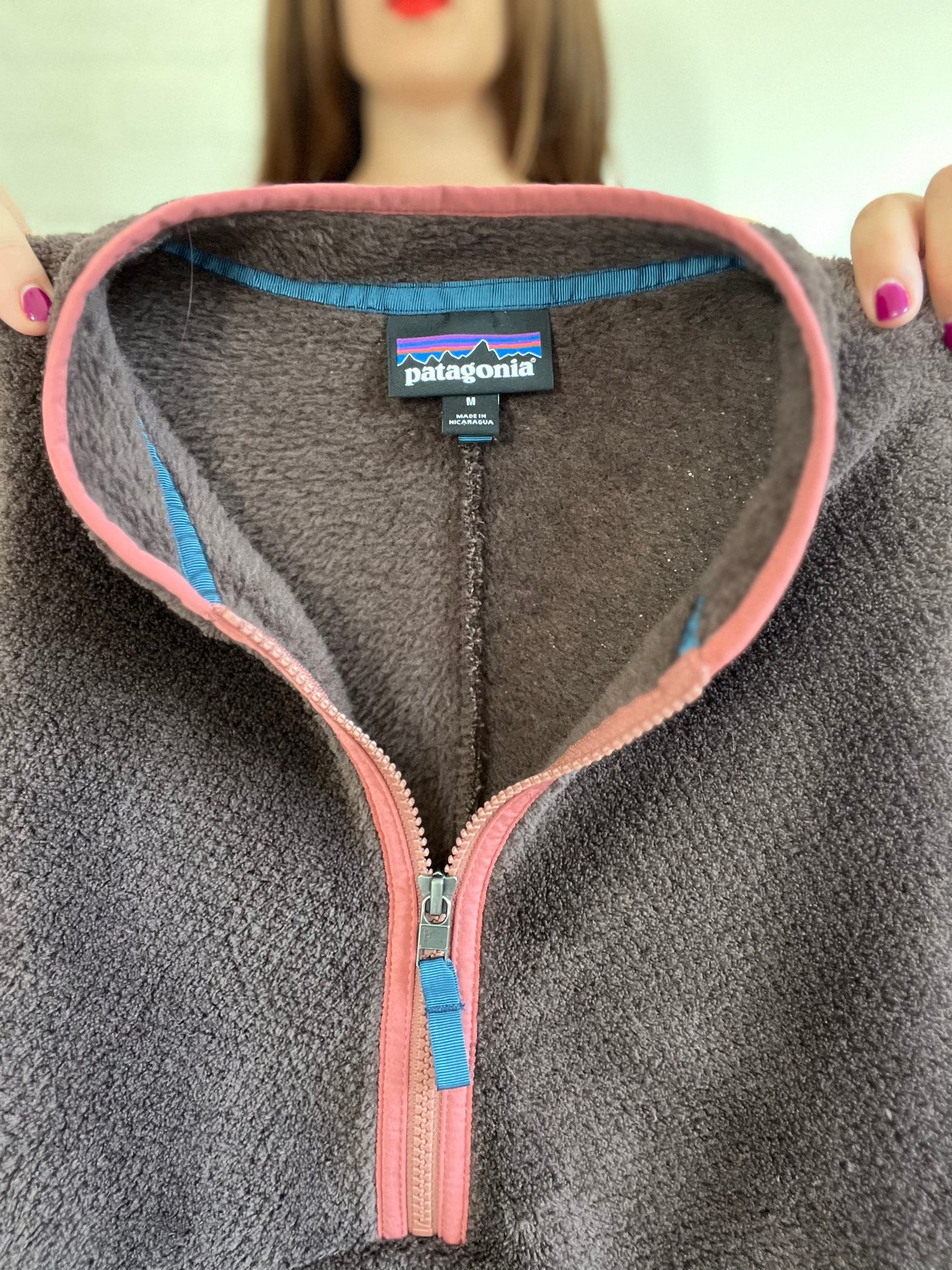 Patagonia Chocolate Brown Pullover - M