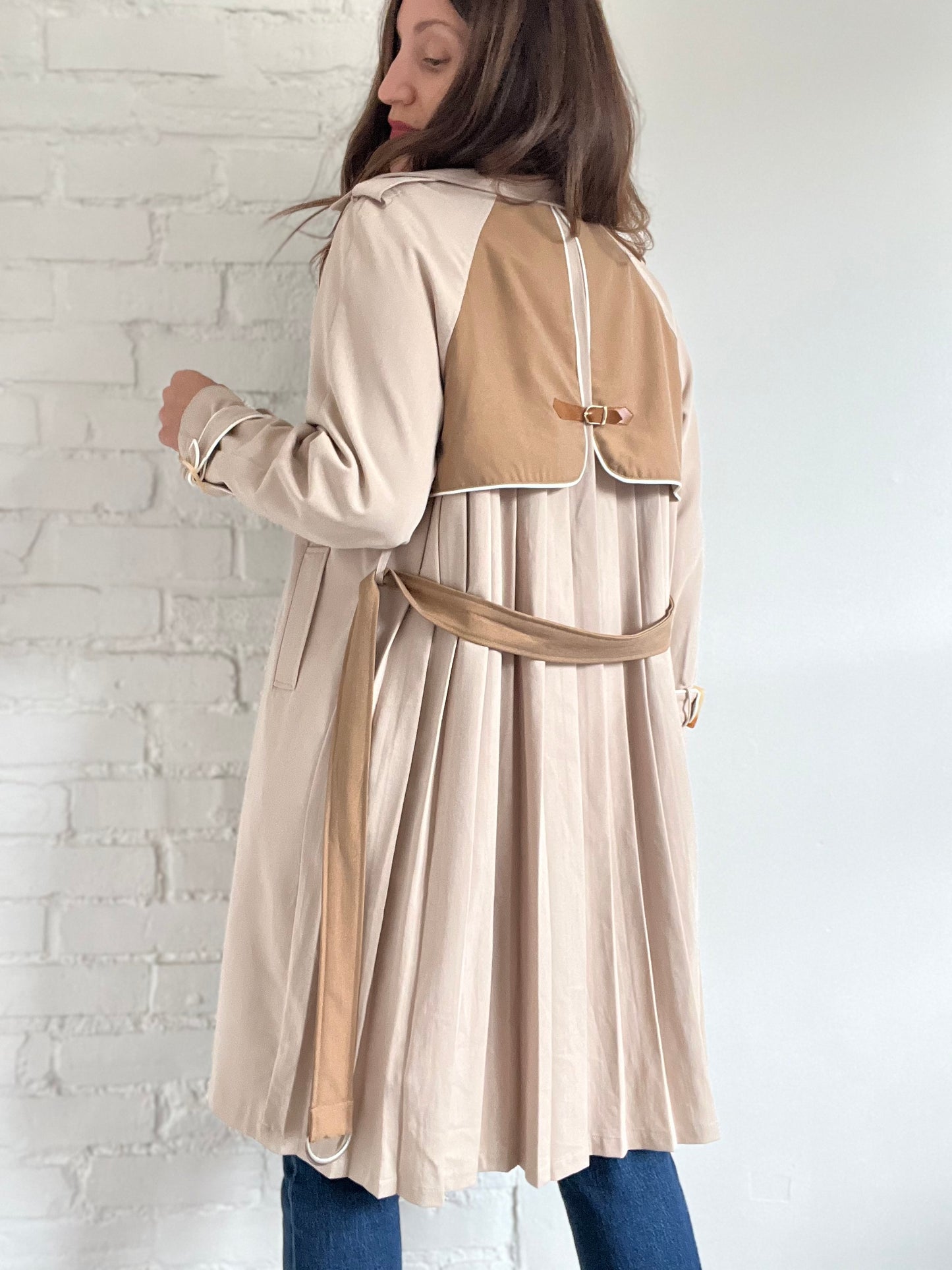 Pleated Trench Coat - M/L