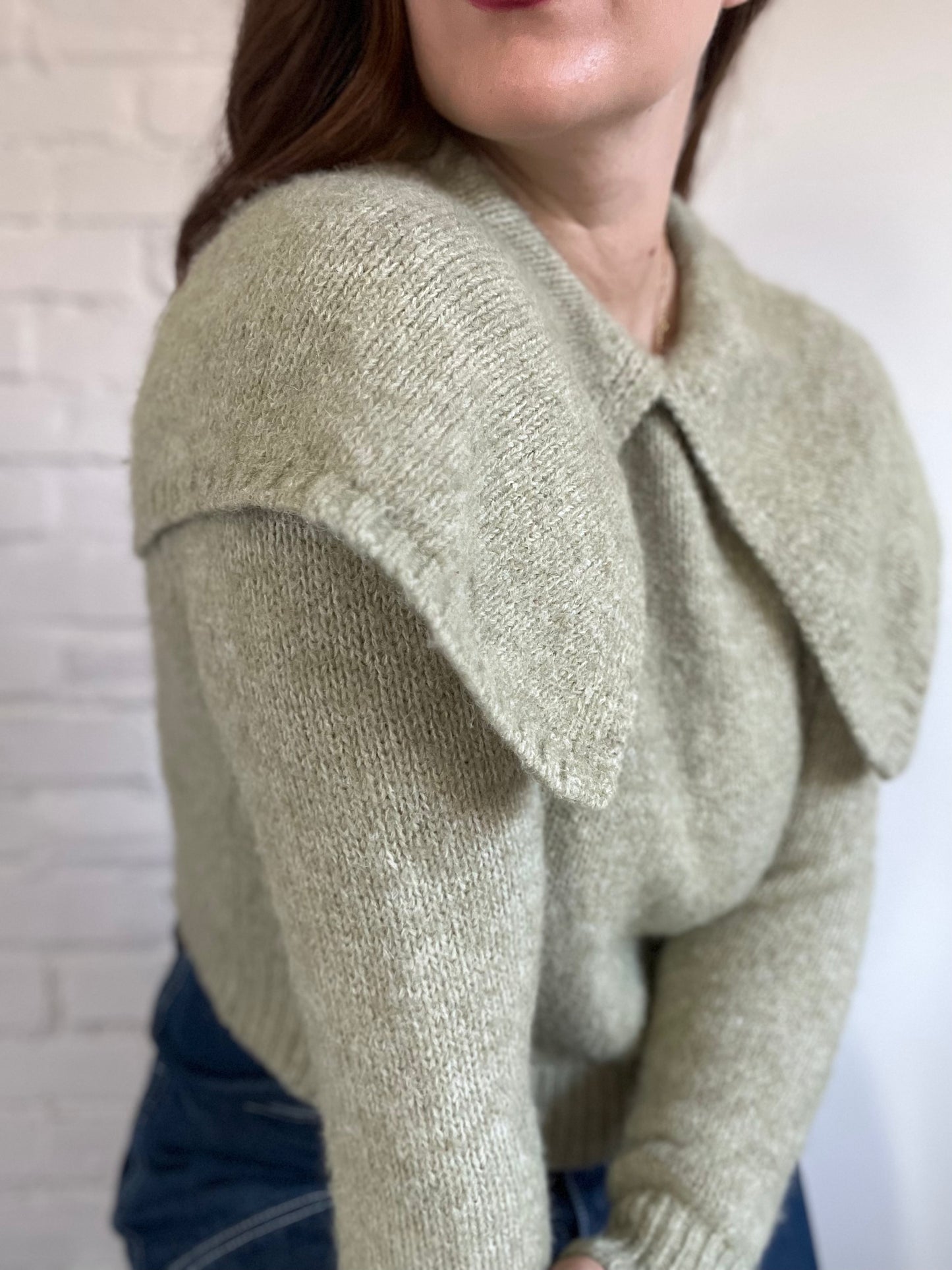 Wide Lapel Sage Sweater - S