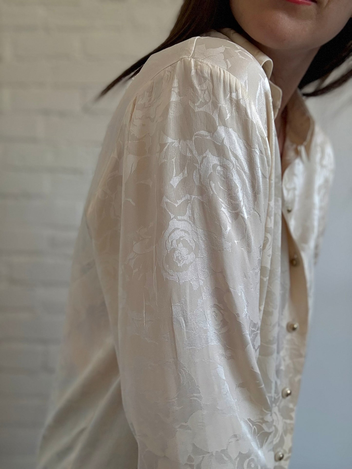 100% Silk Brocade Shirt - Size L/XL