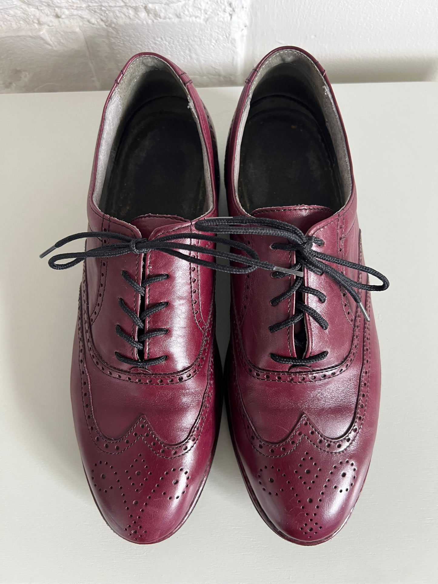 Burgundy Wine Vibram Leather Shoes - Size 9M