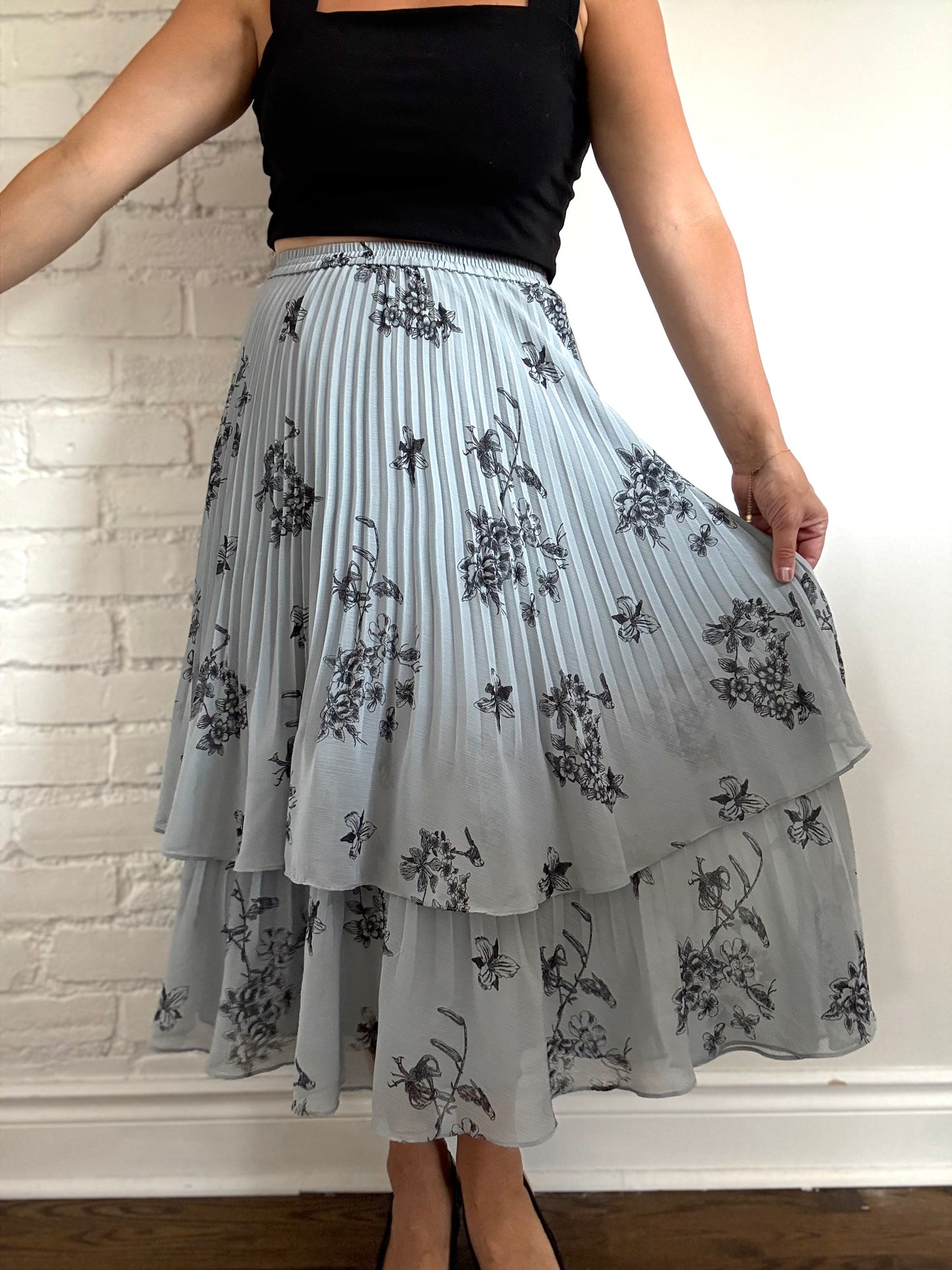 Club Monaco Pleated Skirt - Size S