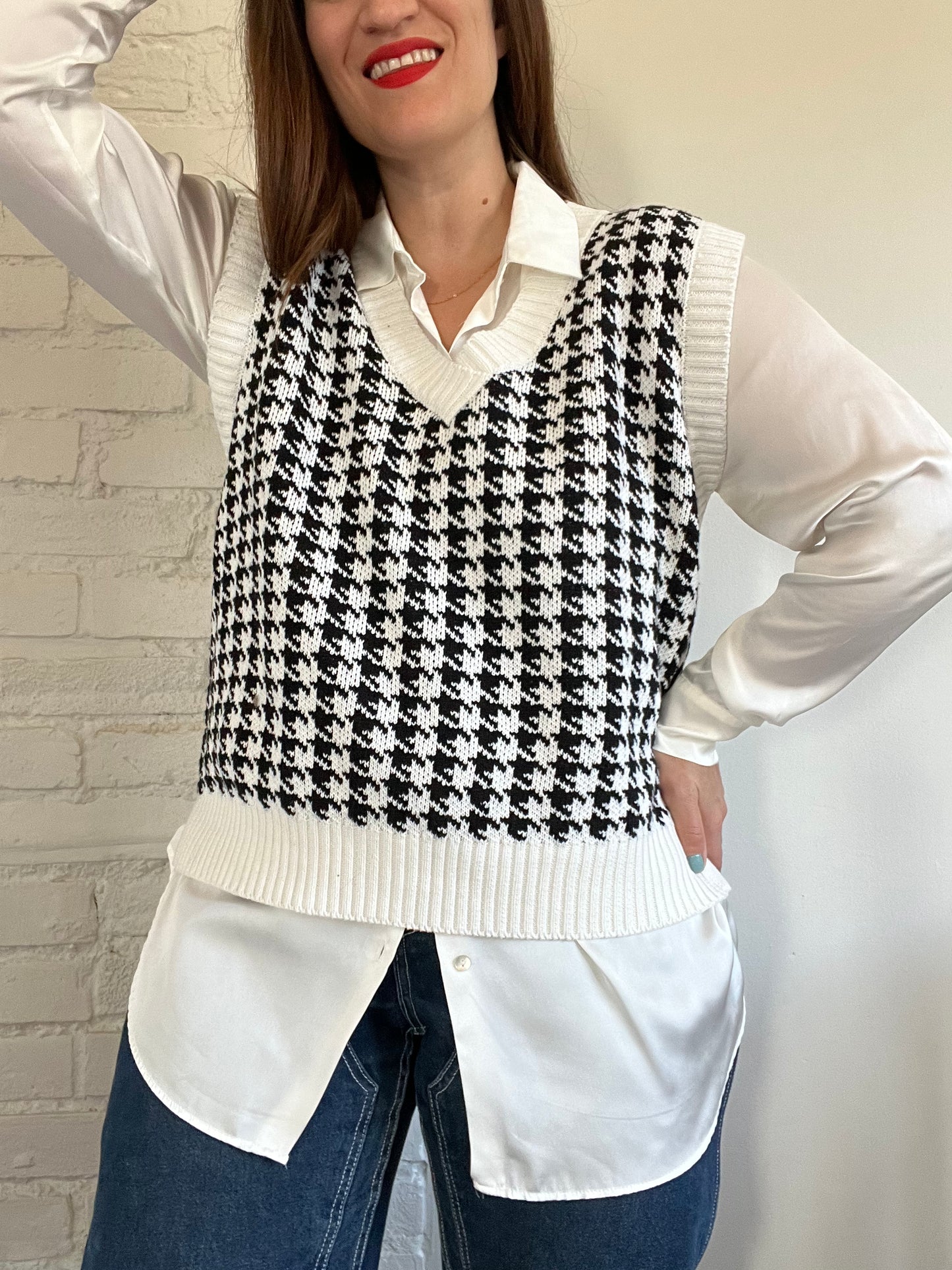Houndstooth Vest Knit Sweater - L/XL