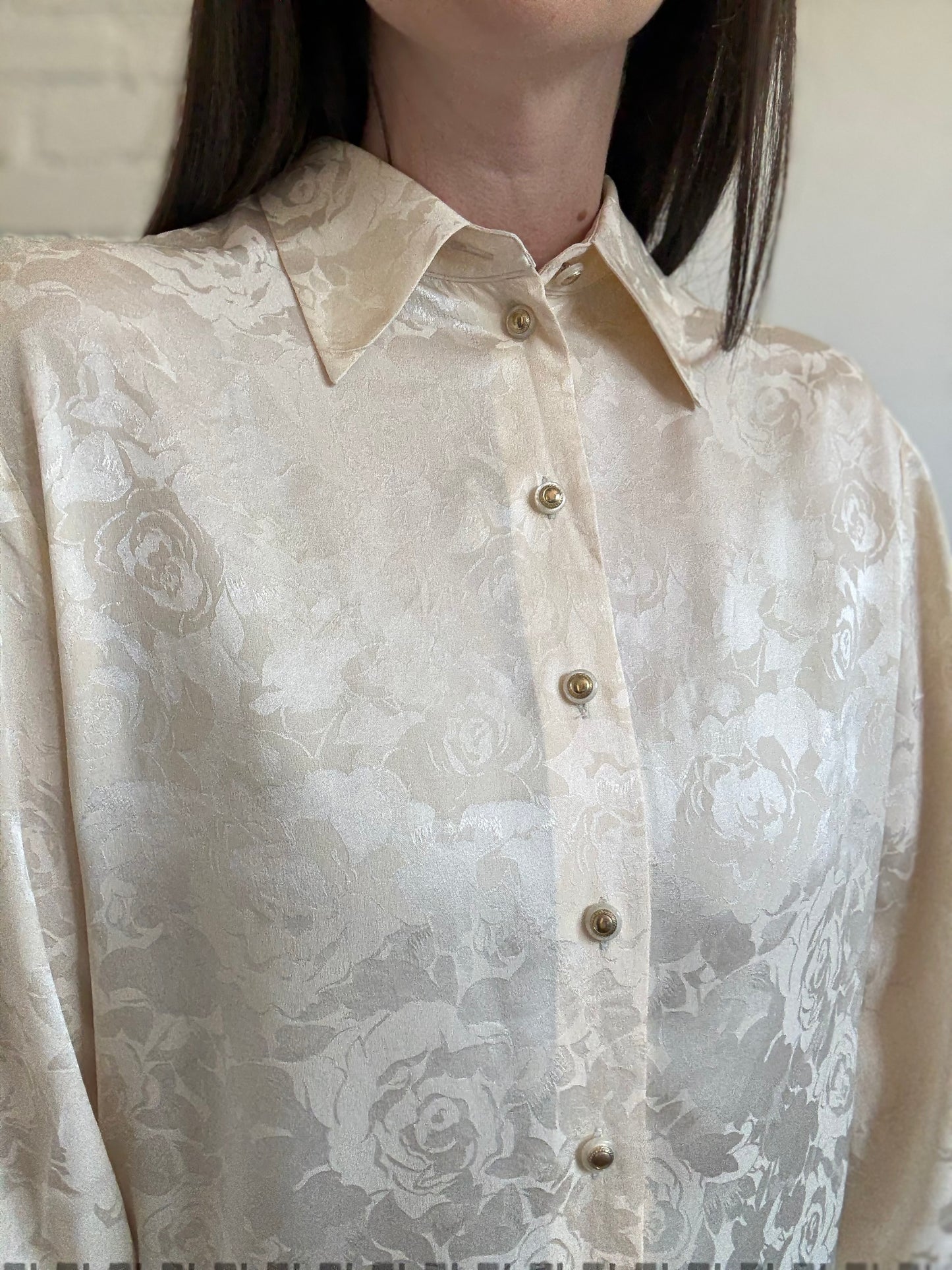 100% Silk Brocade Shirt - Size L/XL