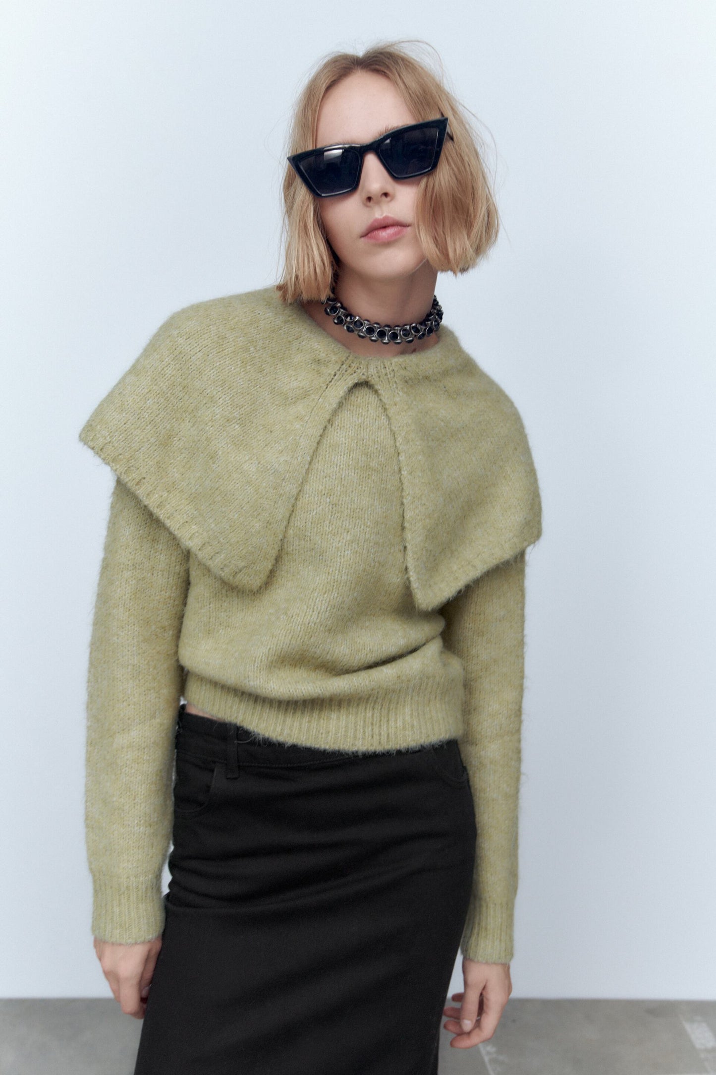 Wide Lapel Sage Sweater - S