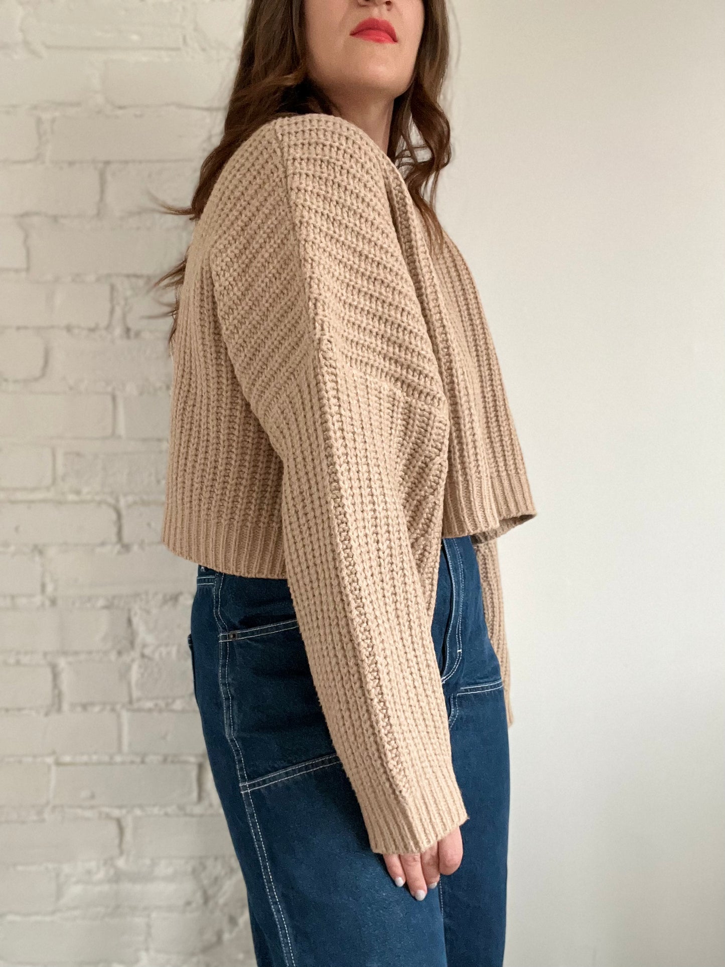 Chunky Cropped Knit Sweater - Size L