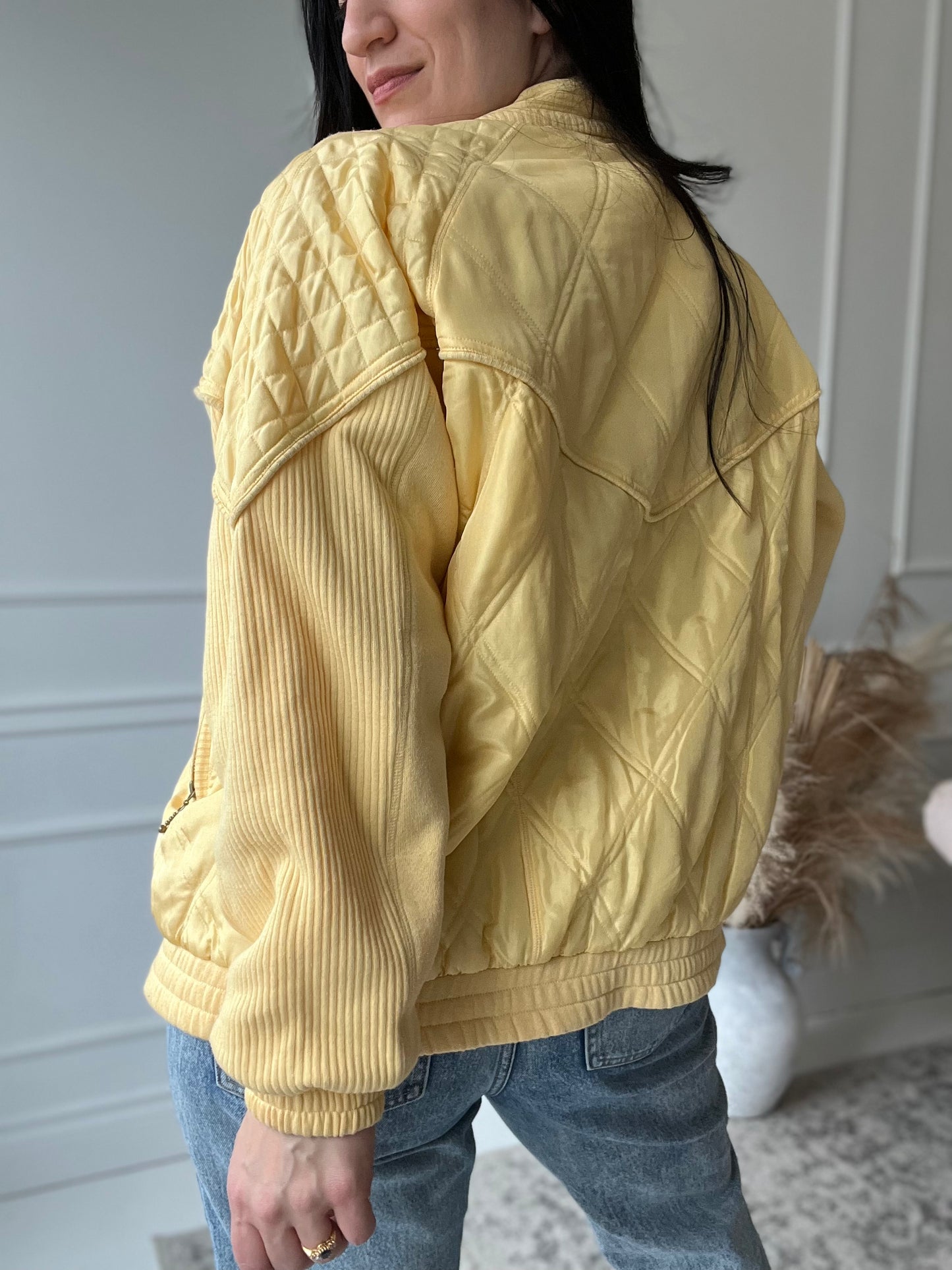 Pastel Yellow Quilted Silk Jacket - Size L