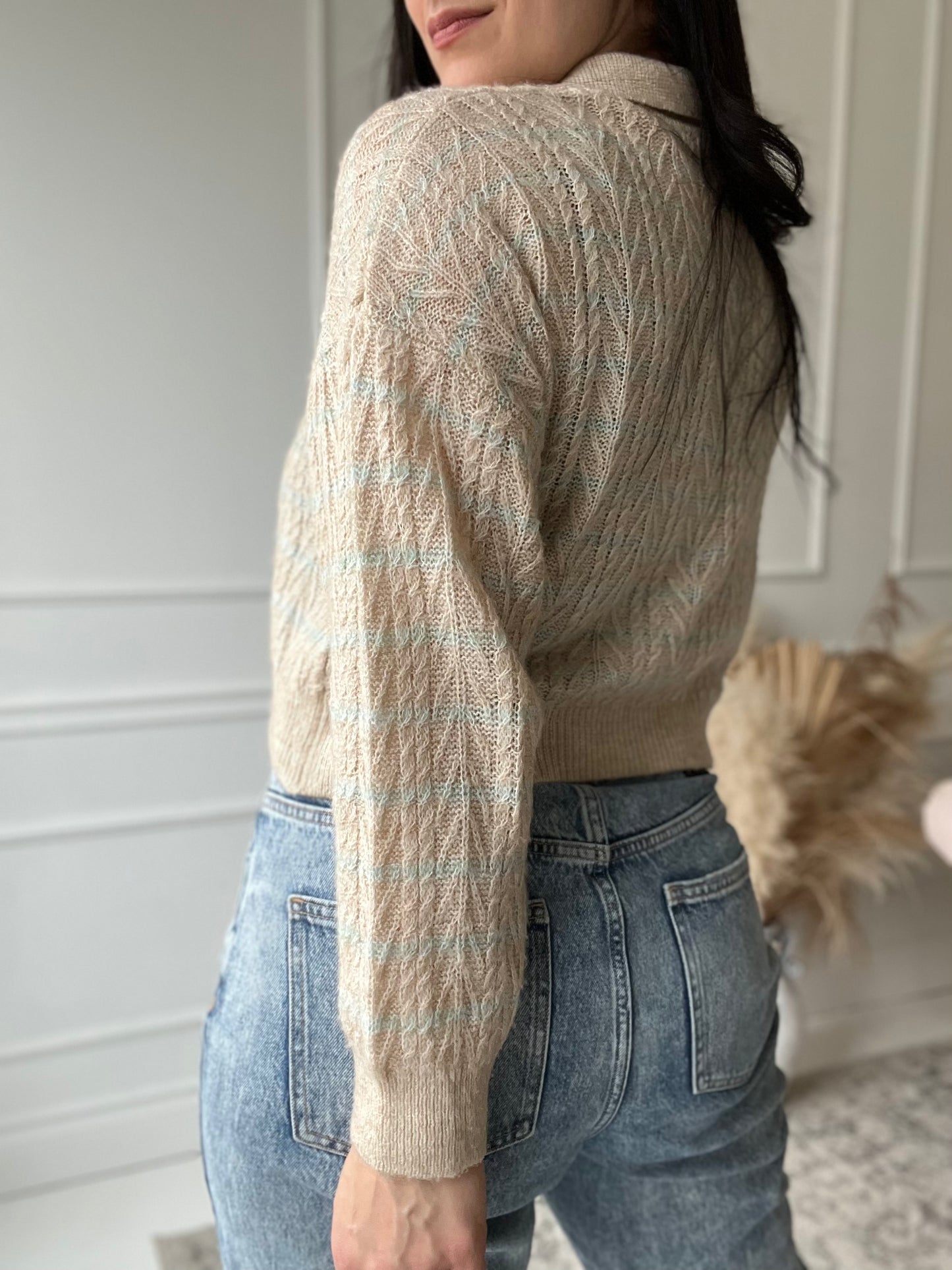 Cropped Cream & Turquoise Knit - Size XS