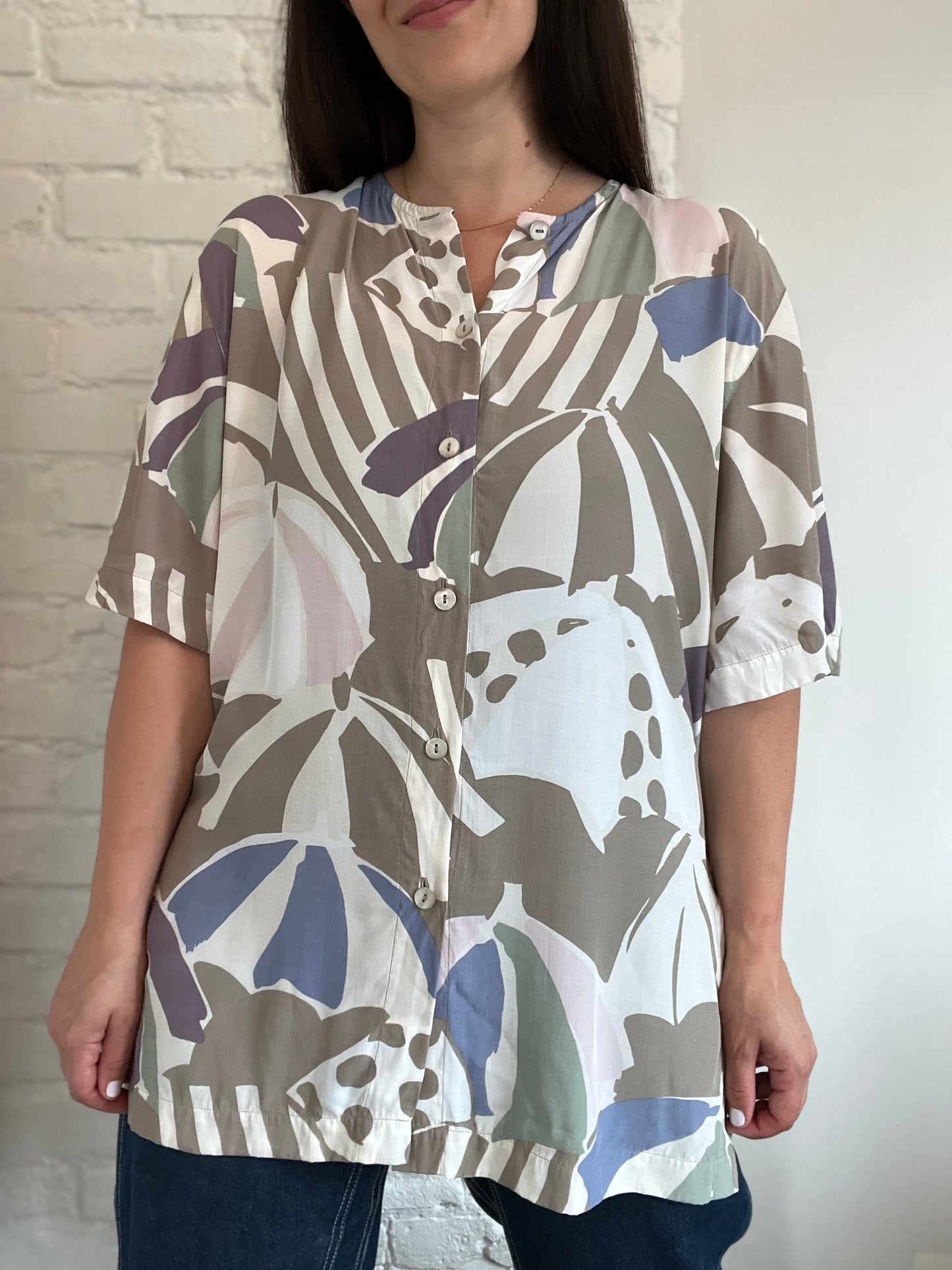 Umbrella Retro Shirt - Size M/L