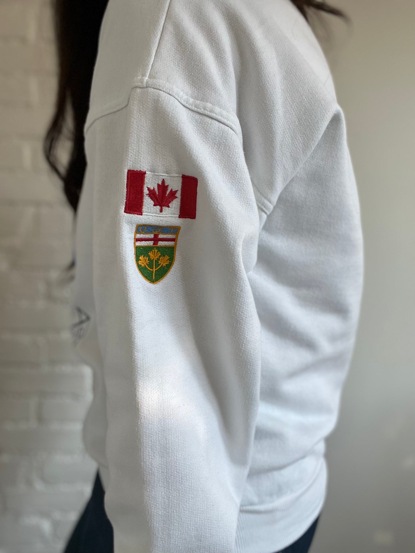 Velut arbor ævo UofT Coat of Arms Sweater - Size M