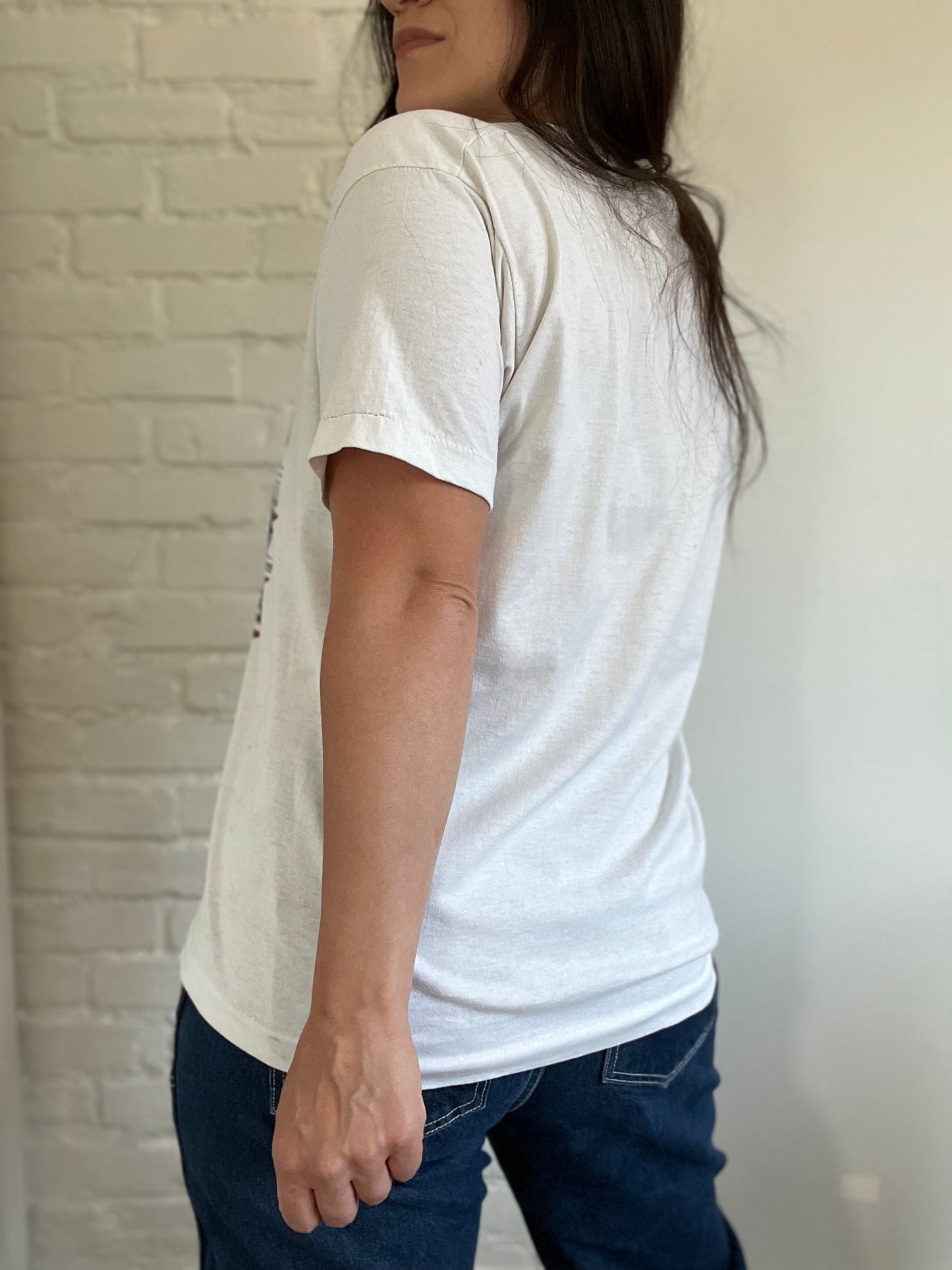 Graffiti Night Mel's Drive In Tee - Size M