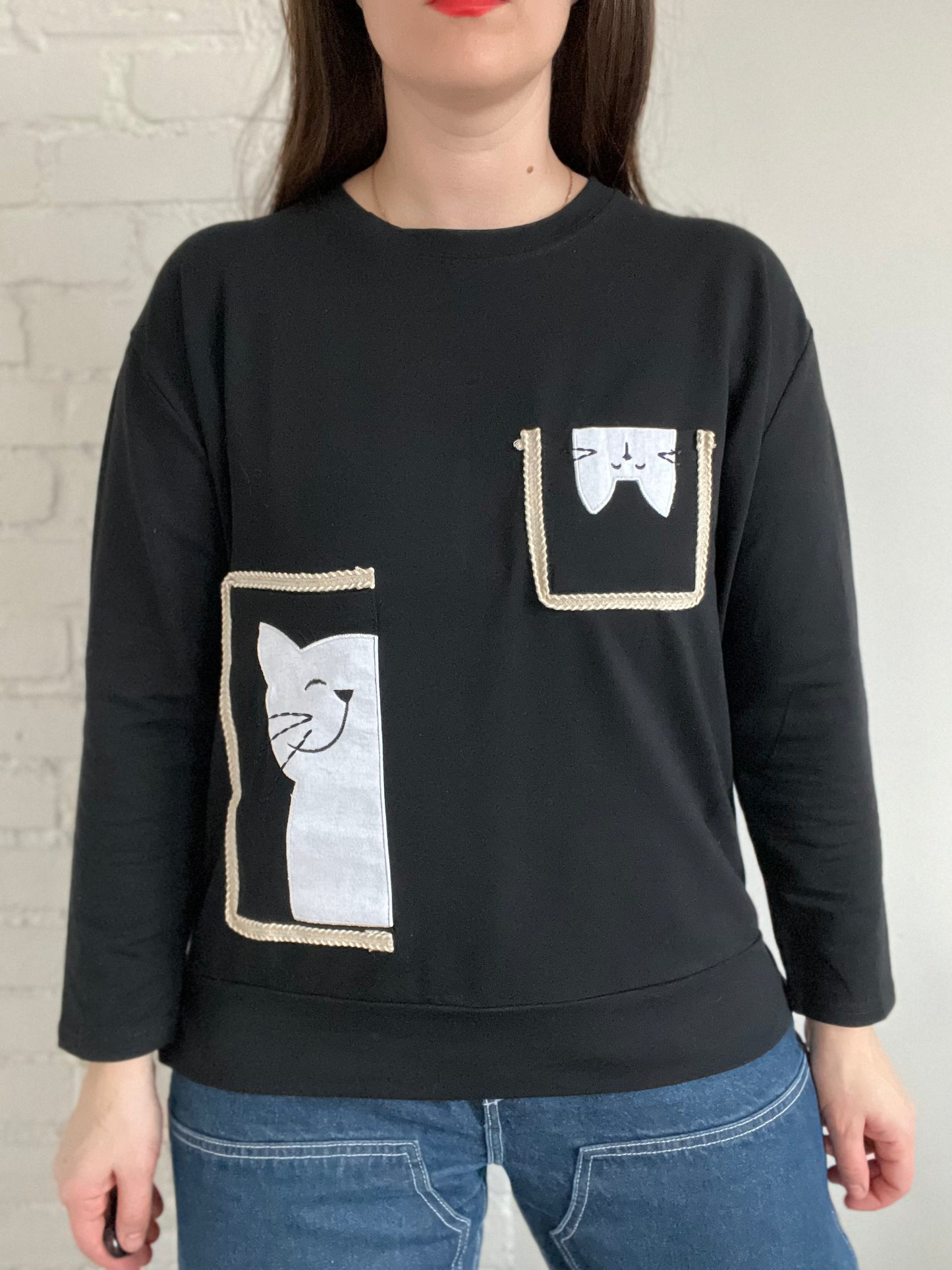 Peekaboo Cat Lounge Shirt - L