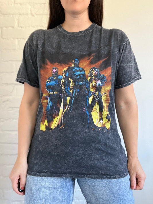 DC Universe Iconic Trio Tee - M/L