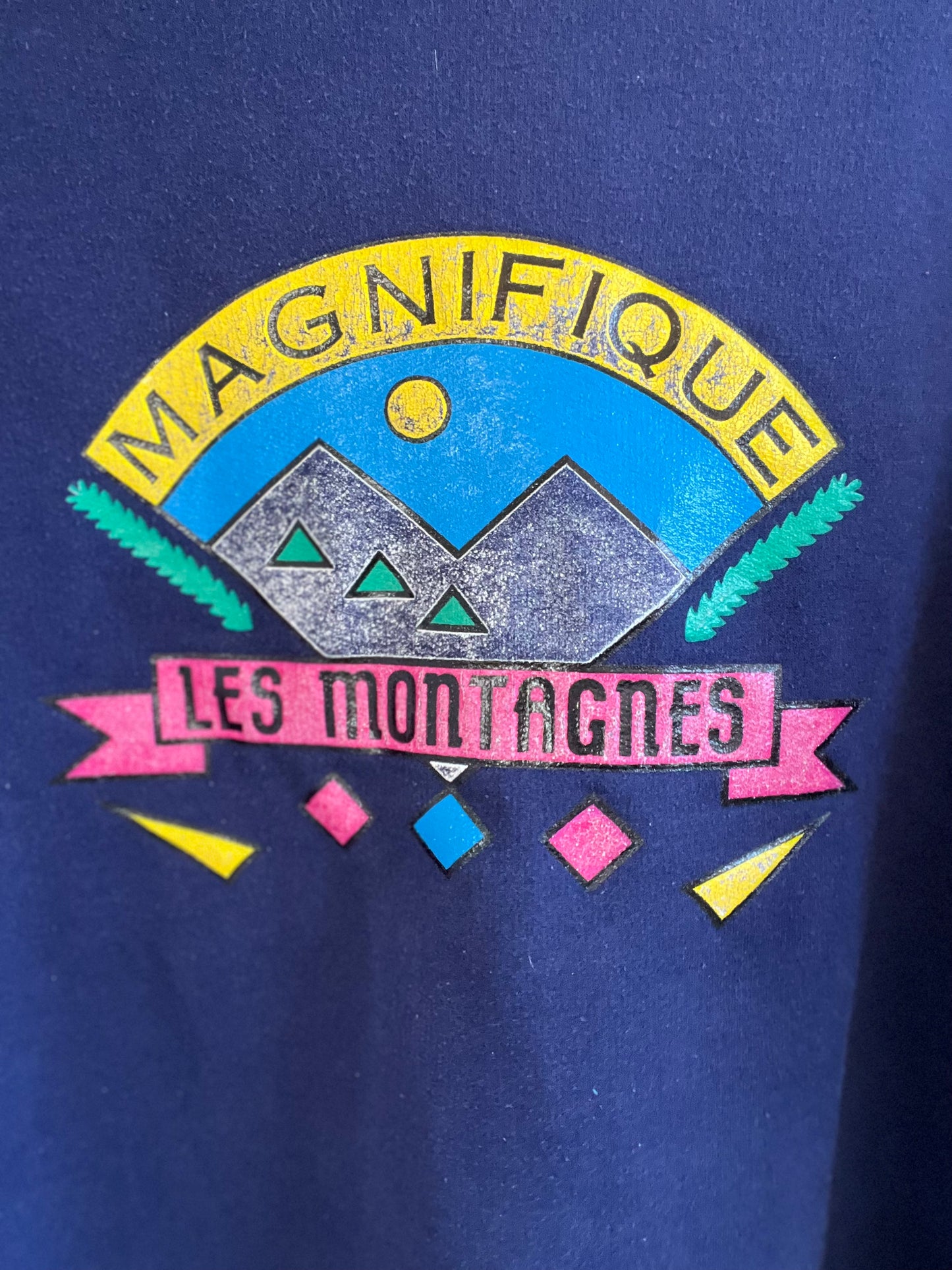 Vintage Les Montagnes Crewneck - Size XL