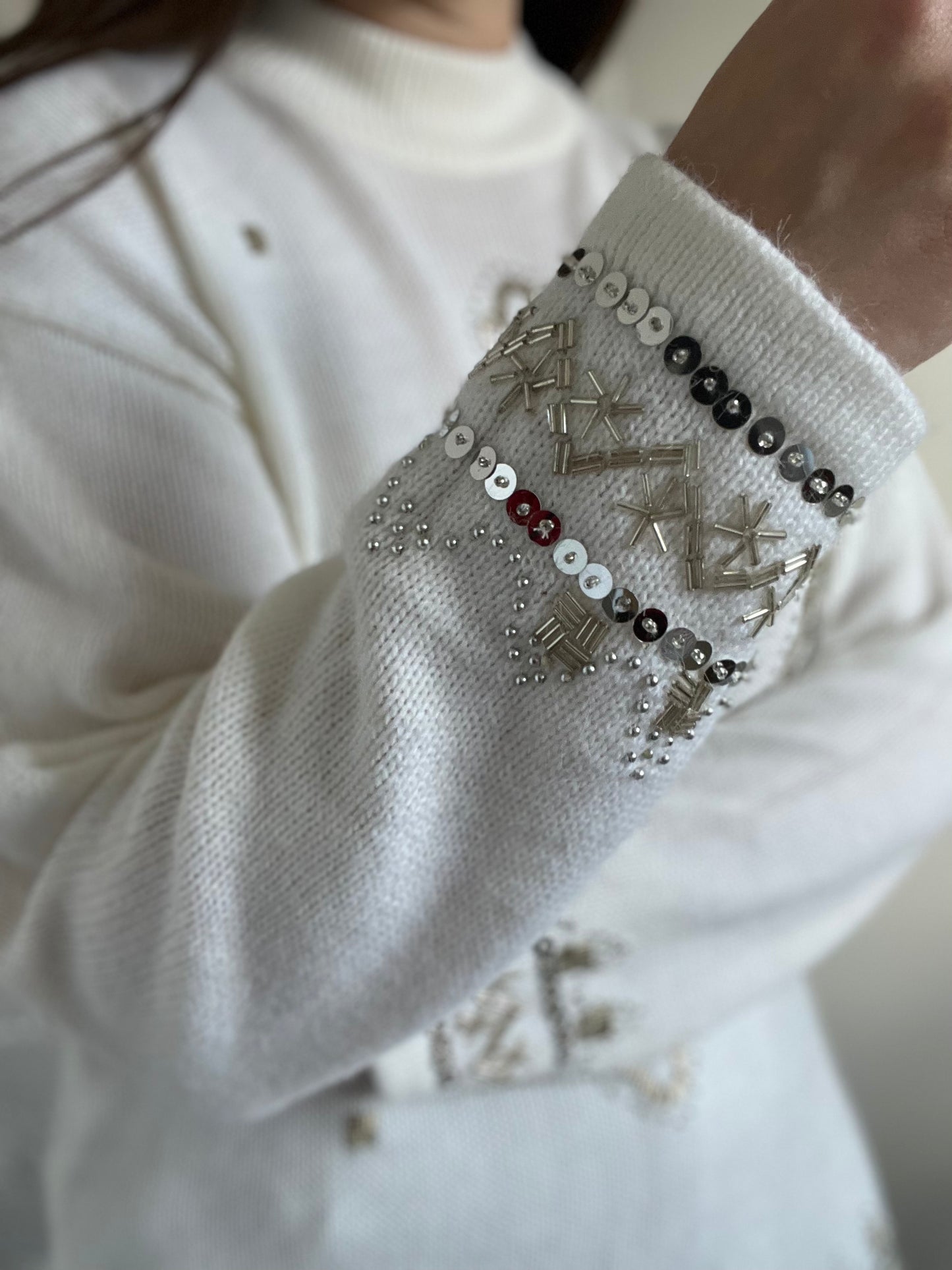 Sequinned Holiday Knit Sweater - M