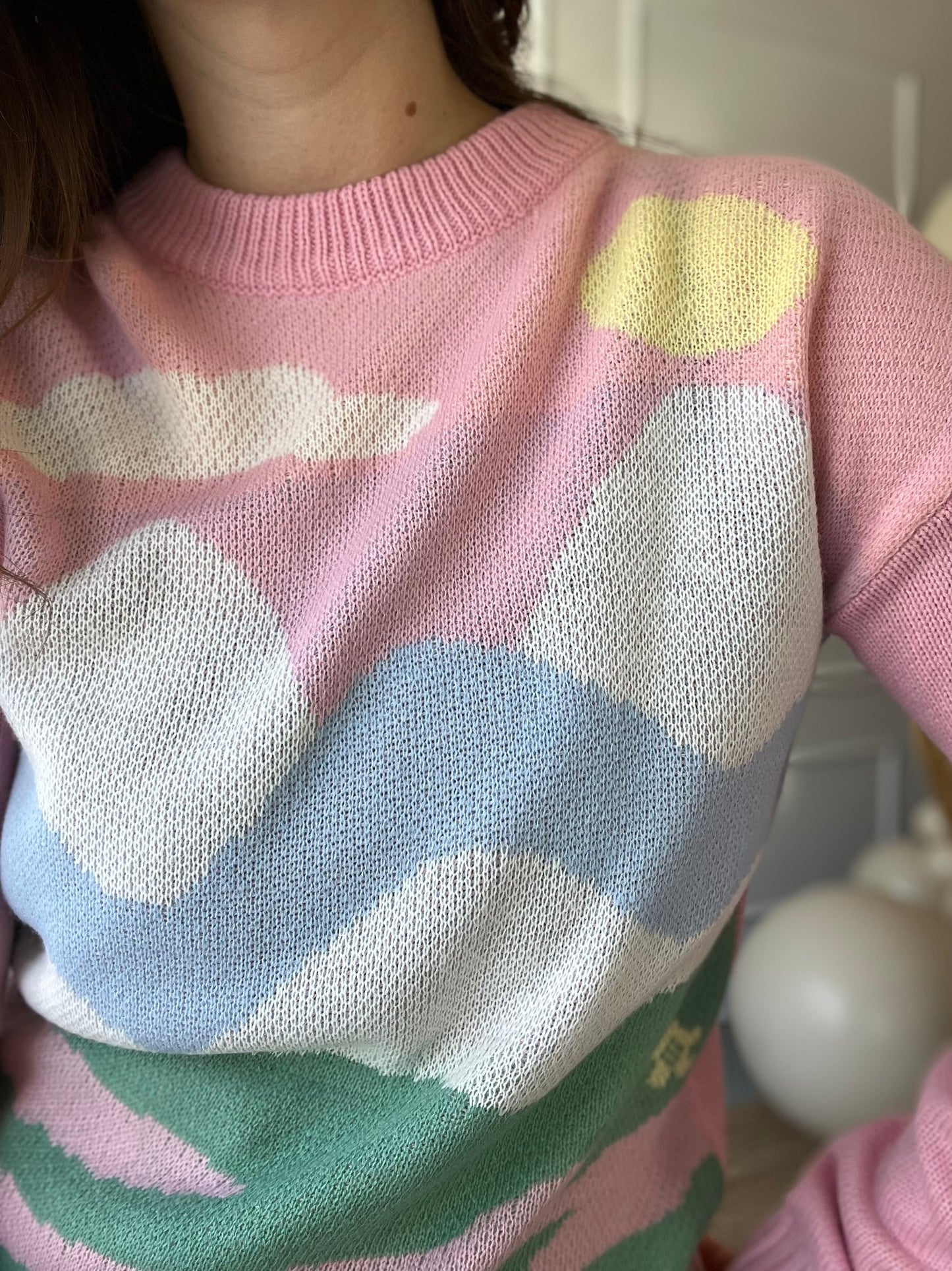 Spring Hills Sweater - Size M/L