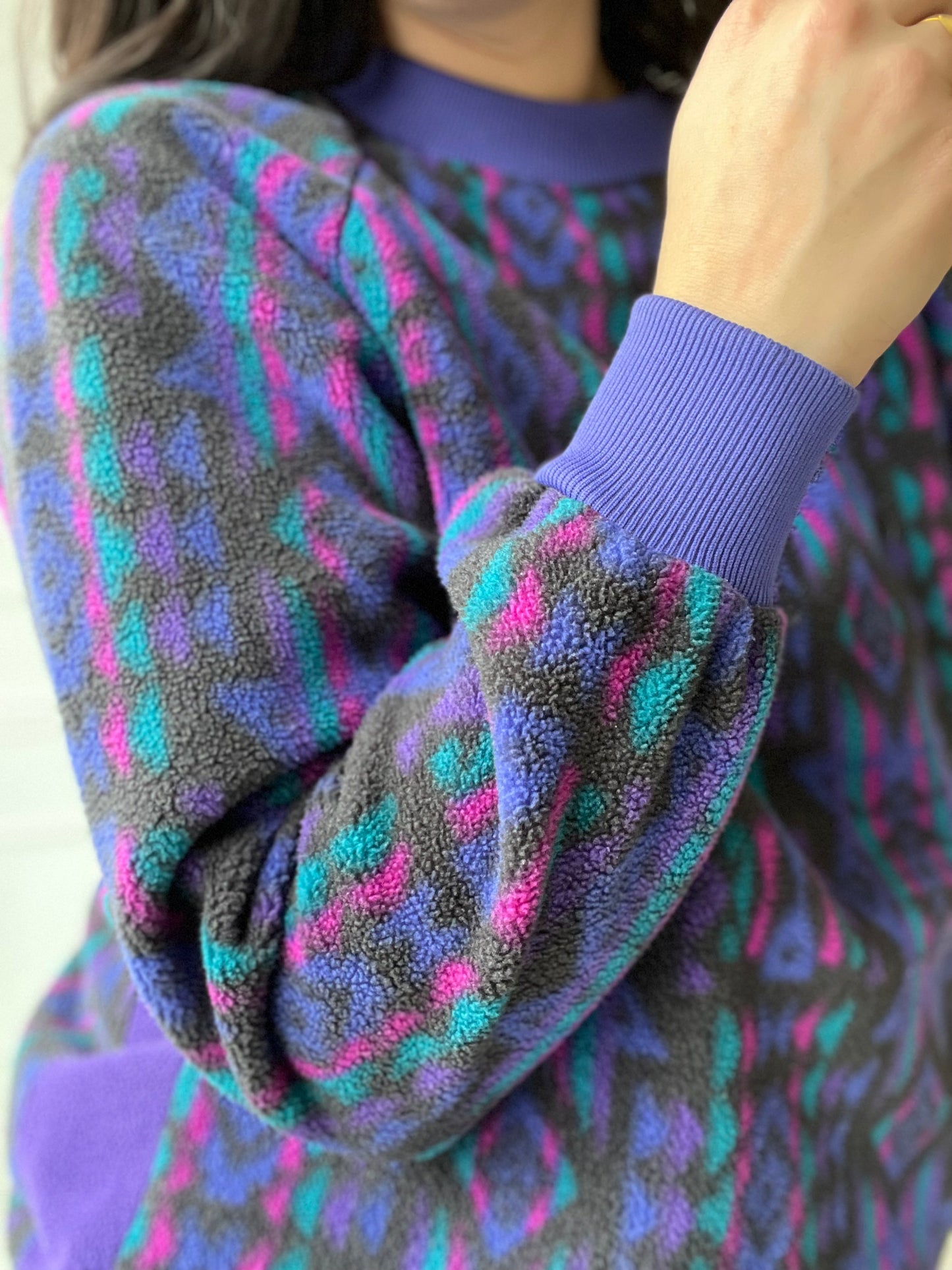 90s Design Fleece Crewneck - Size M