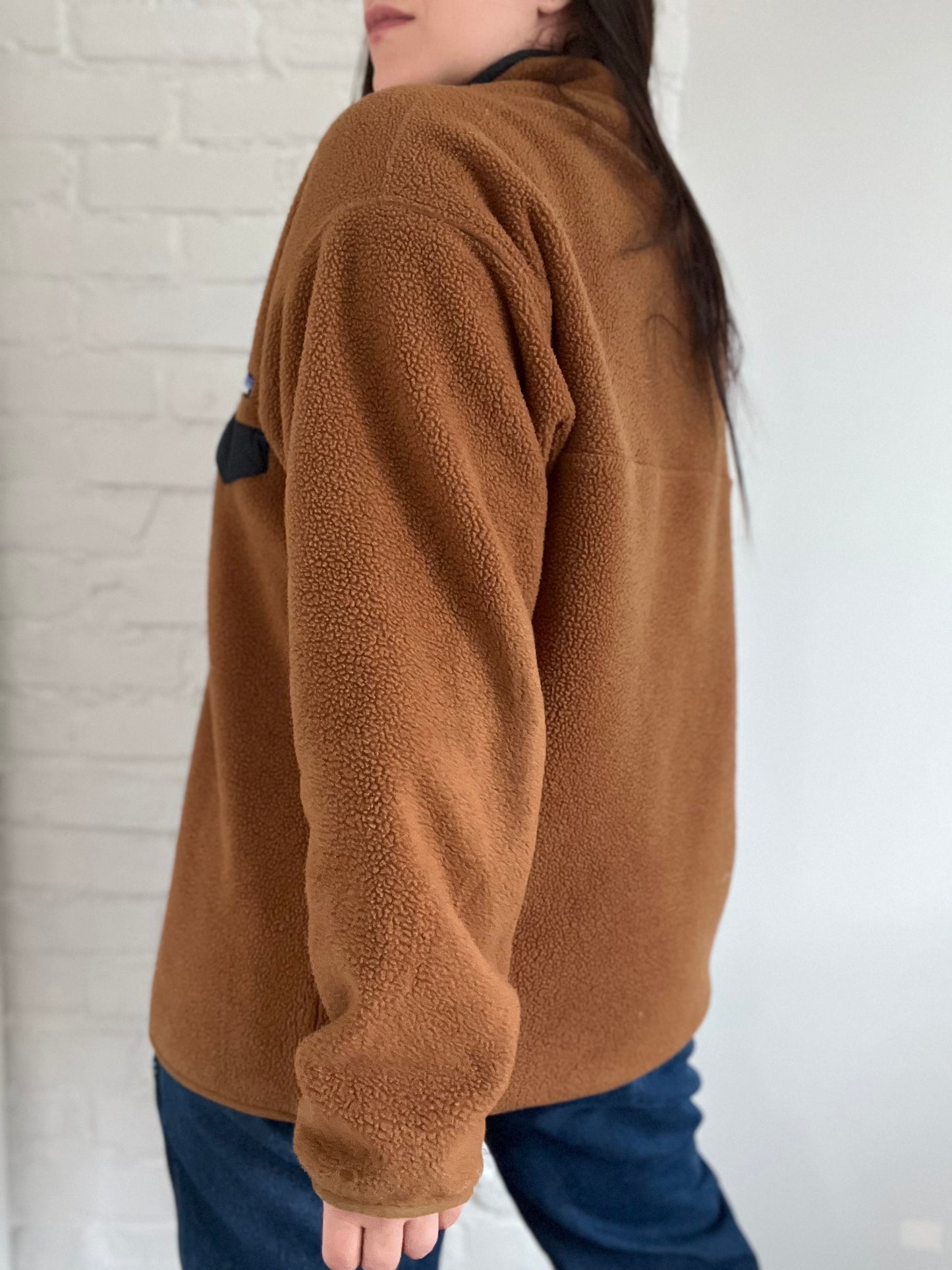 Caramel Patagonia Synchilla Fleece - Size XL