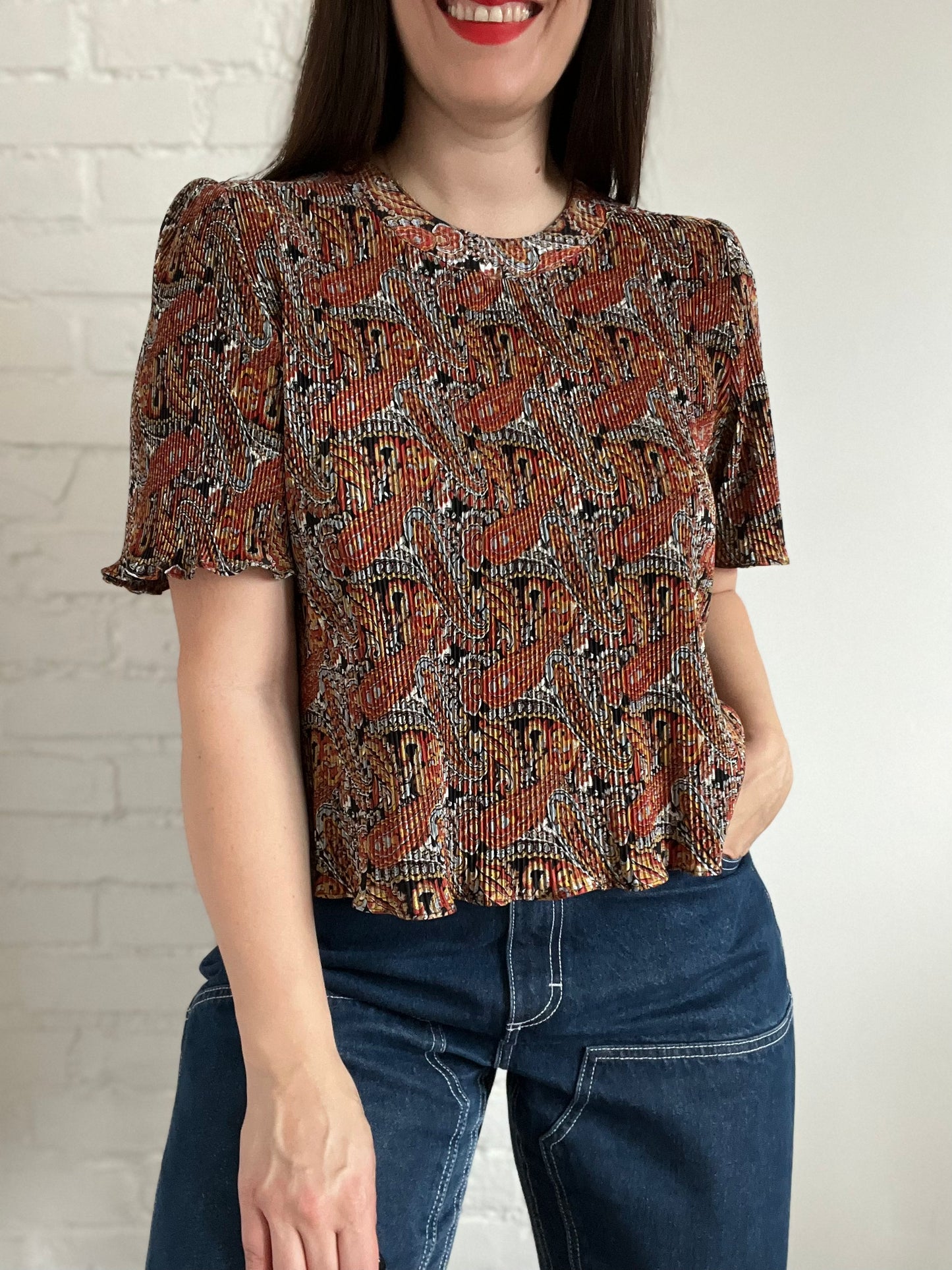 Feminine Paisley Plisse Top - M/L