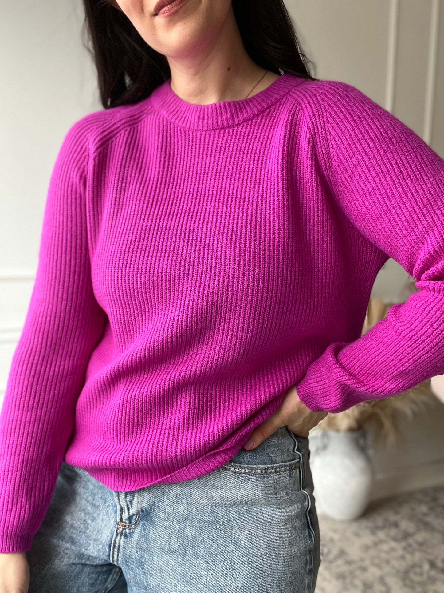 Vibrant Pink Relaxed Sweater - M