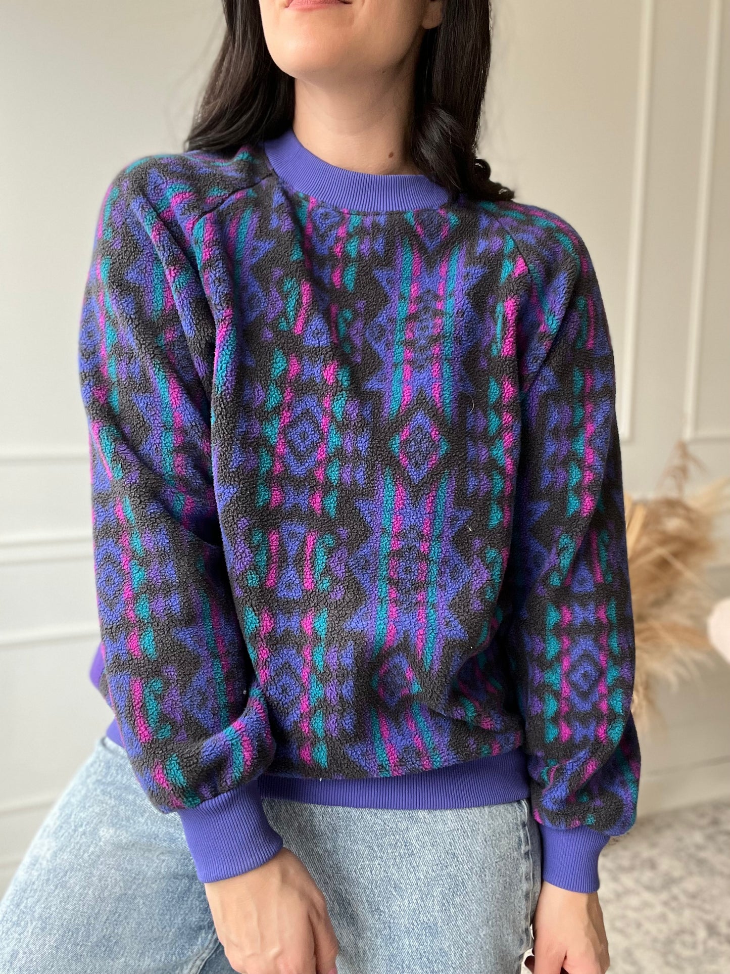 90s Design Fleece Crewneck - Size M