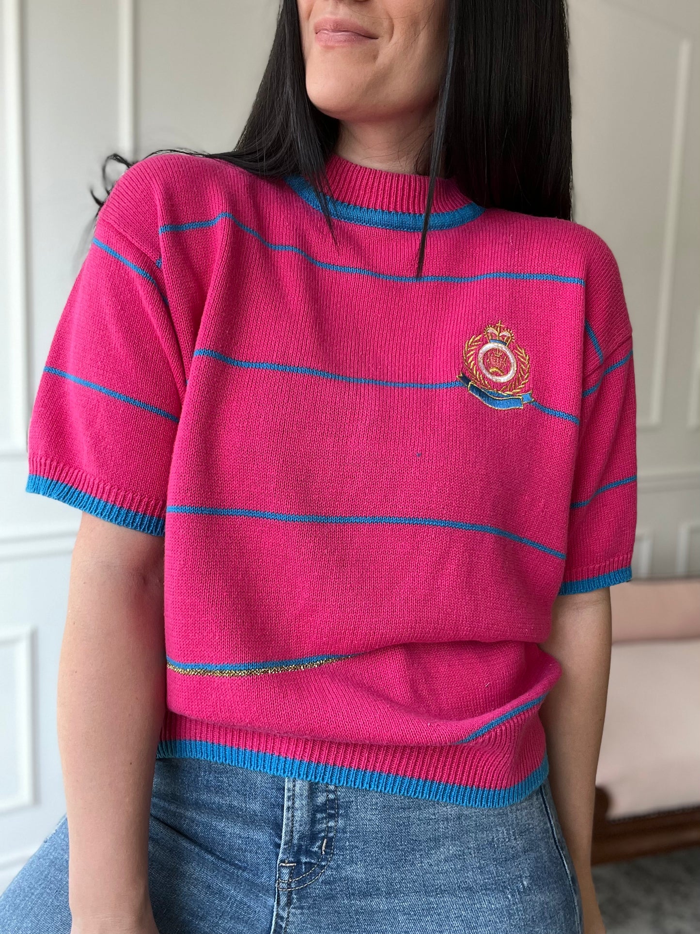 Sporty Crest Striped Knit Top - L