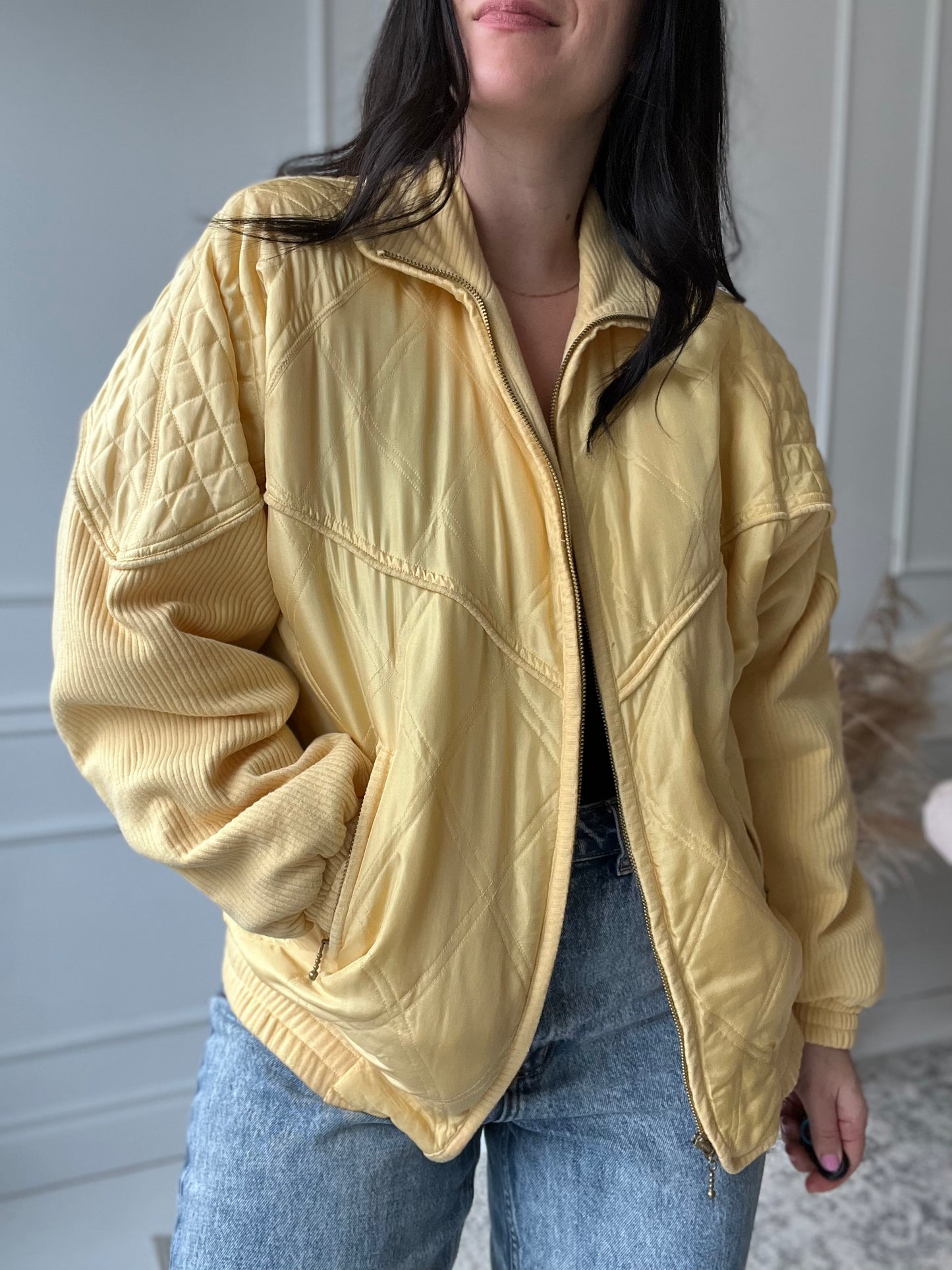 Pastel Yellow Quilted Silk Jacket - Size L