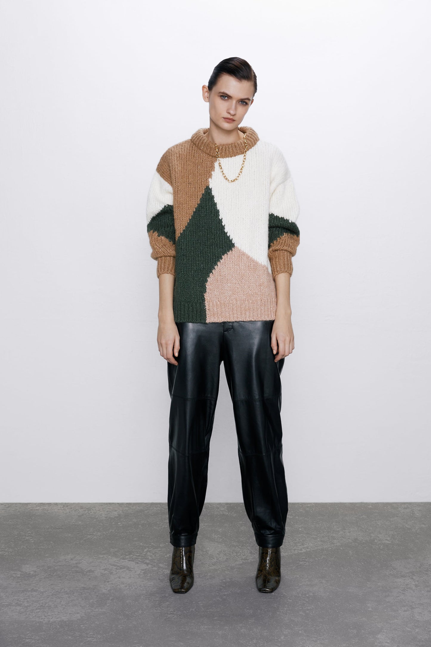 Geometrical Green and Blush Knit - Size L