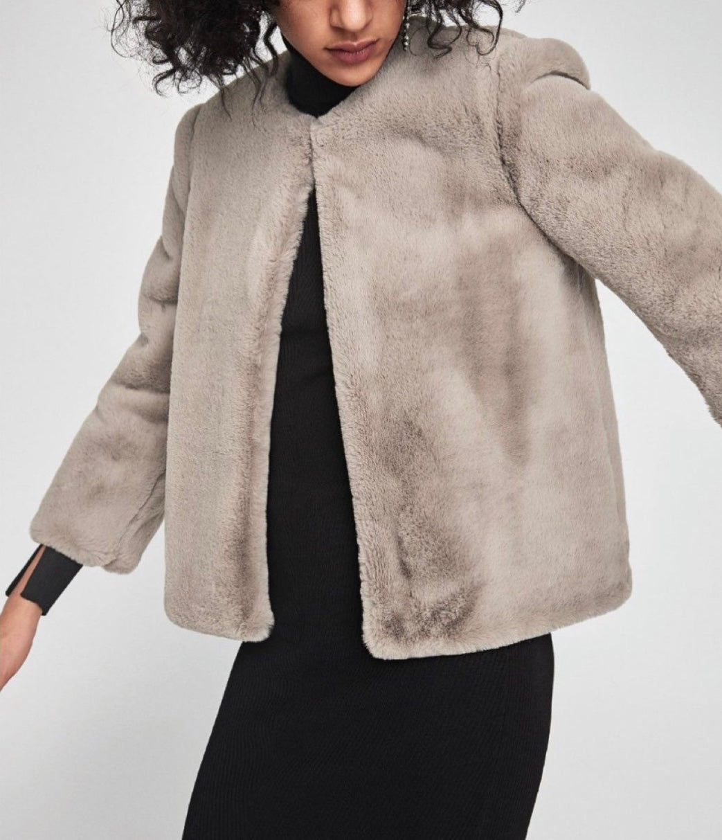 Buttery Soft Faux Fur Jacket - Size M