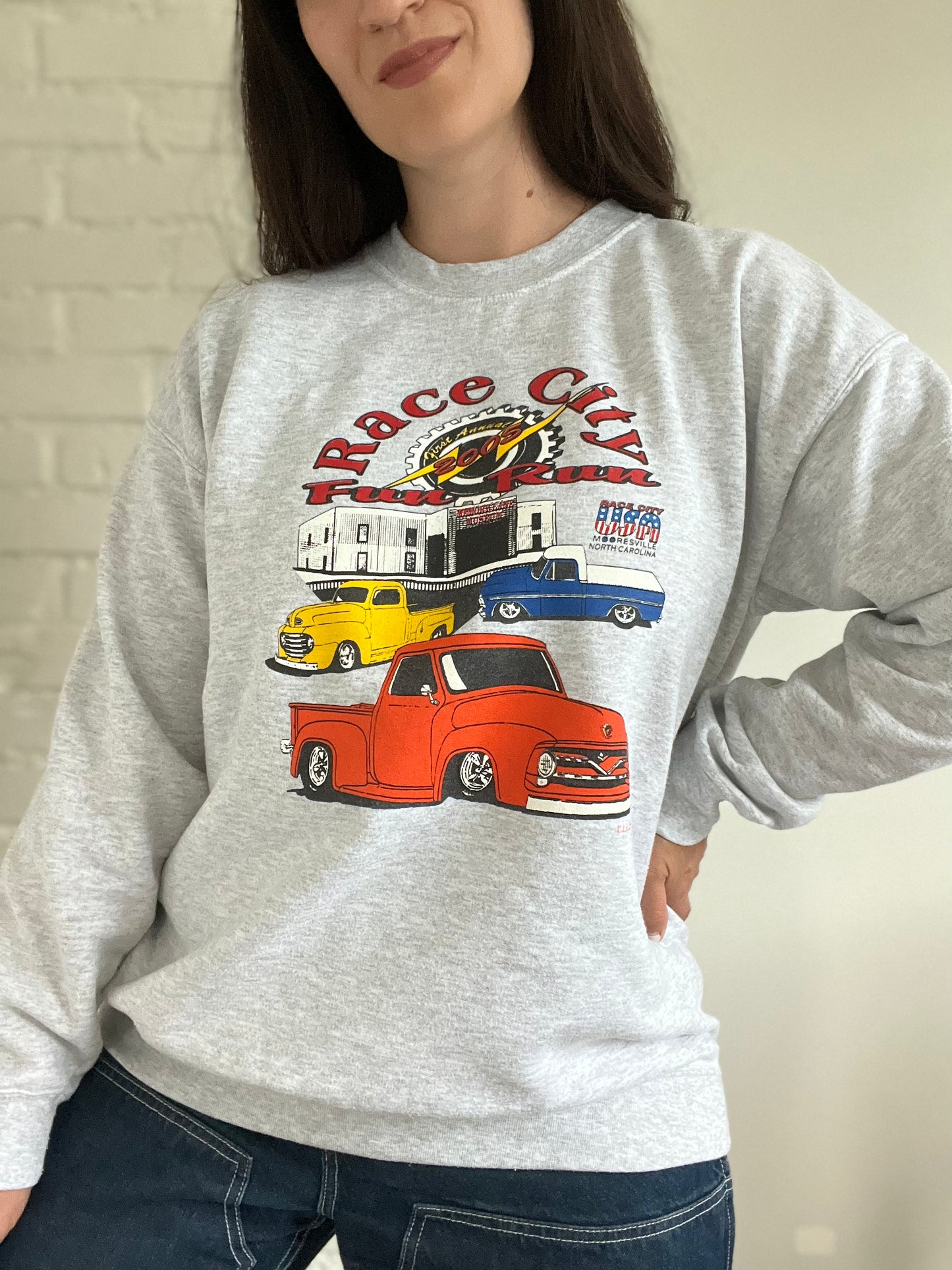 2005 Race City Vintage Crewneck - Size L