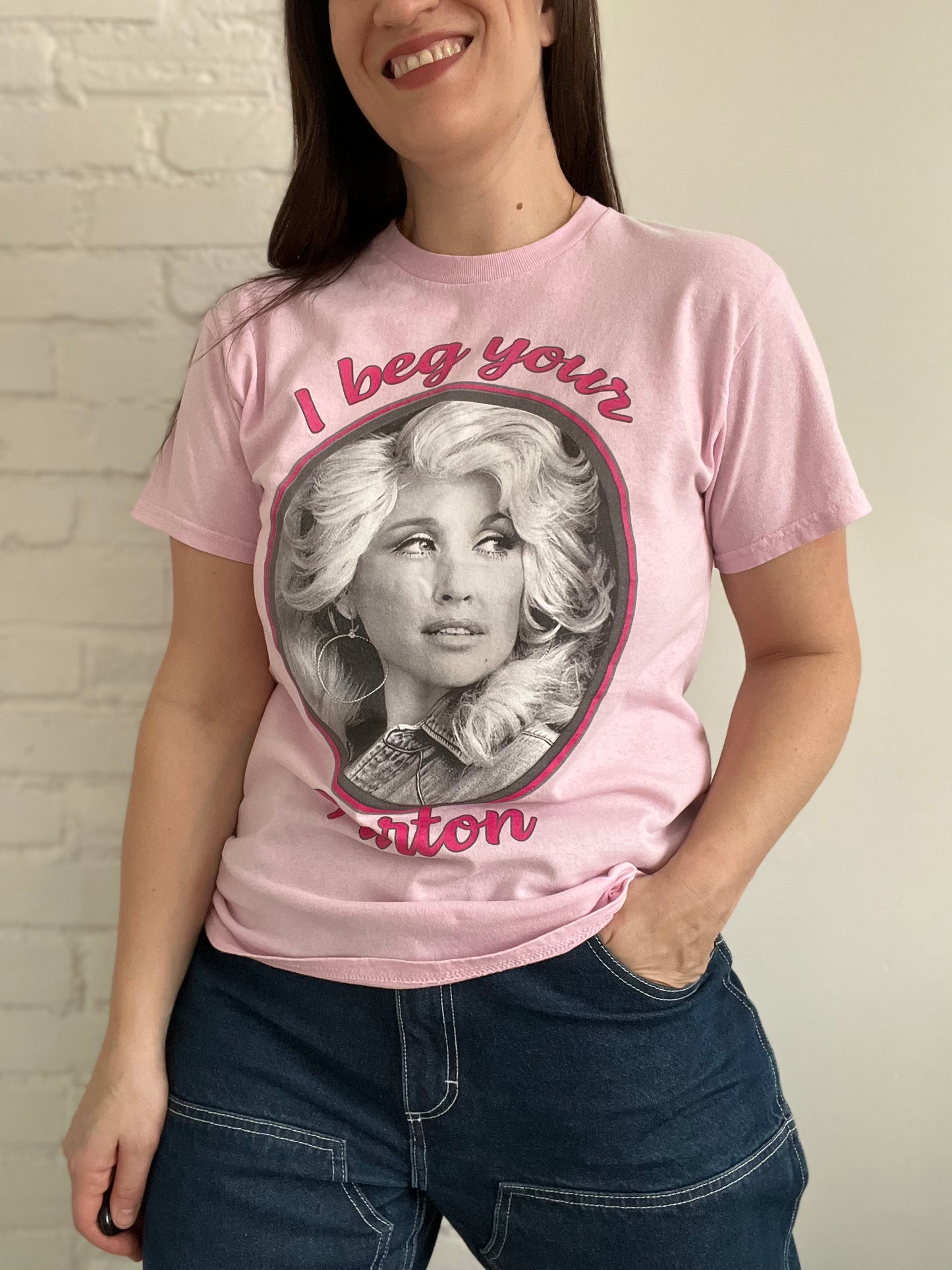Dolly I Beg Your Parton T-shirt - Women's L