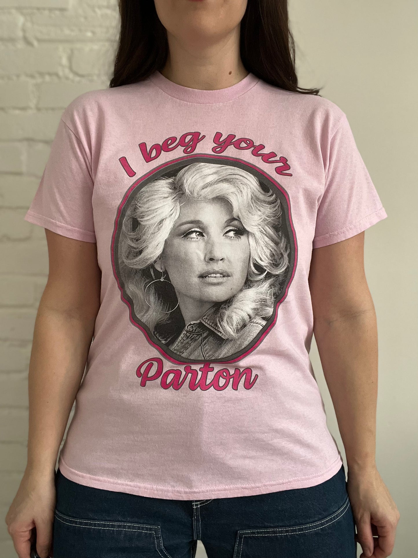 Dolly I Beg Your Parton T-shirt - Women's L