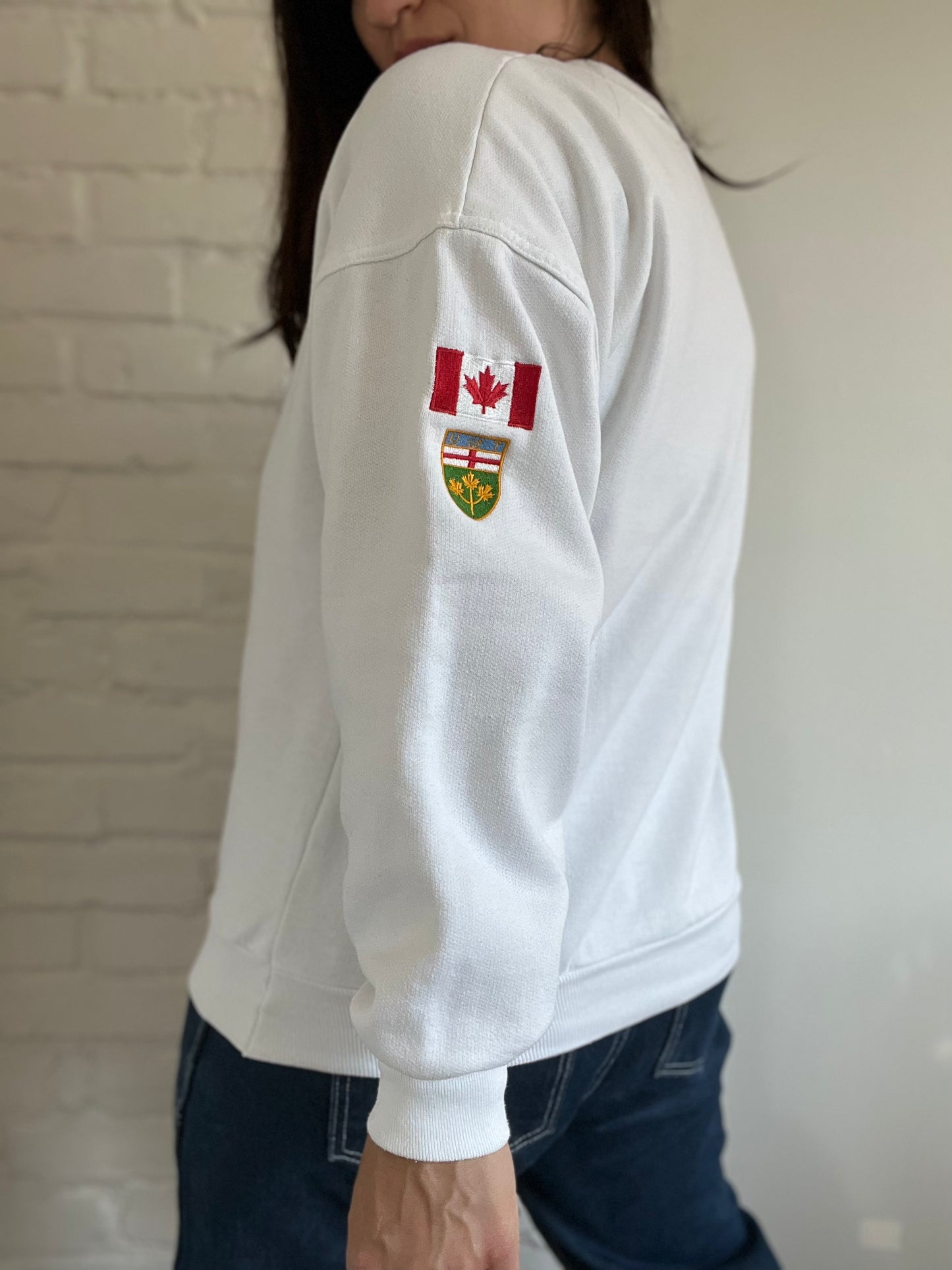 Velut arbor ævo UofT Coat of Arms Sweater - Size M
