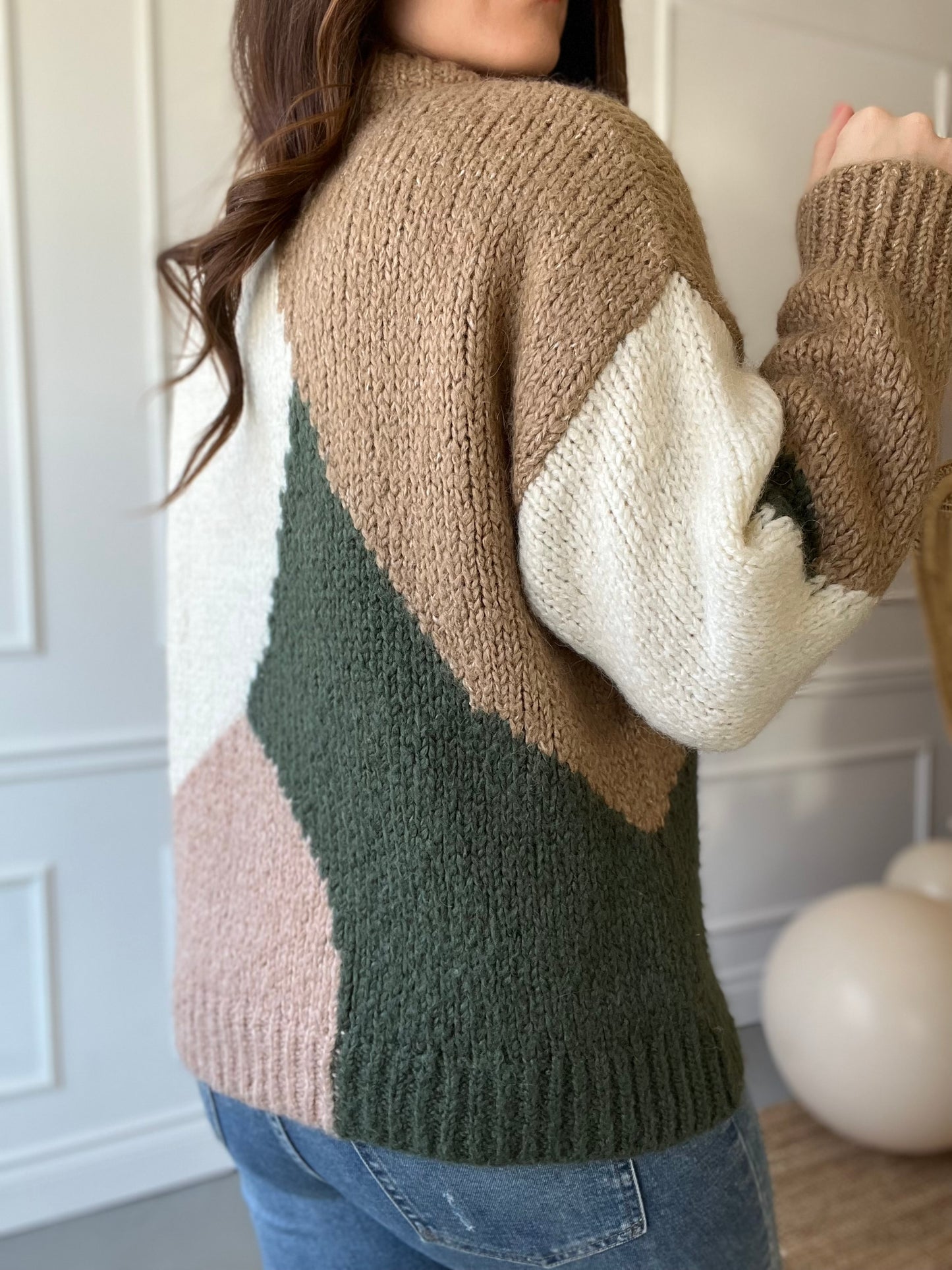 Geometrical Green and Blush Knit - Size L