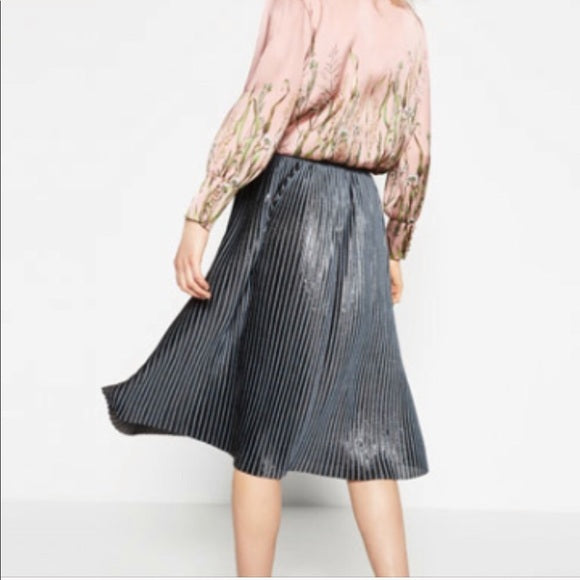 Metallic Pleated Skirt - S
