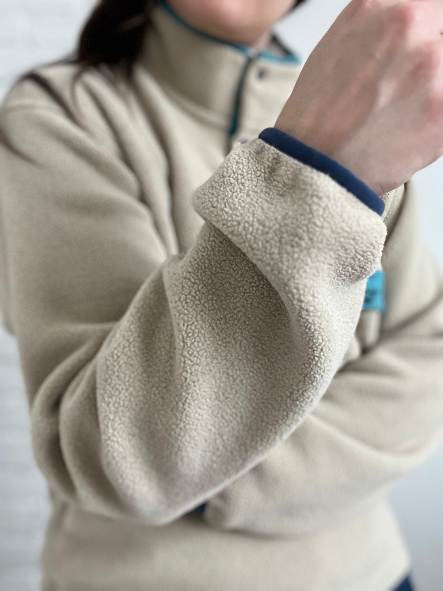 Neutral Mermaids Patagonia Synchilla Fleece - M