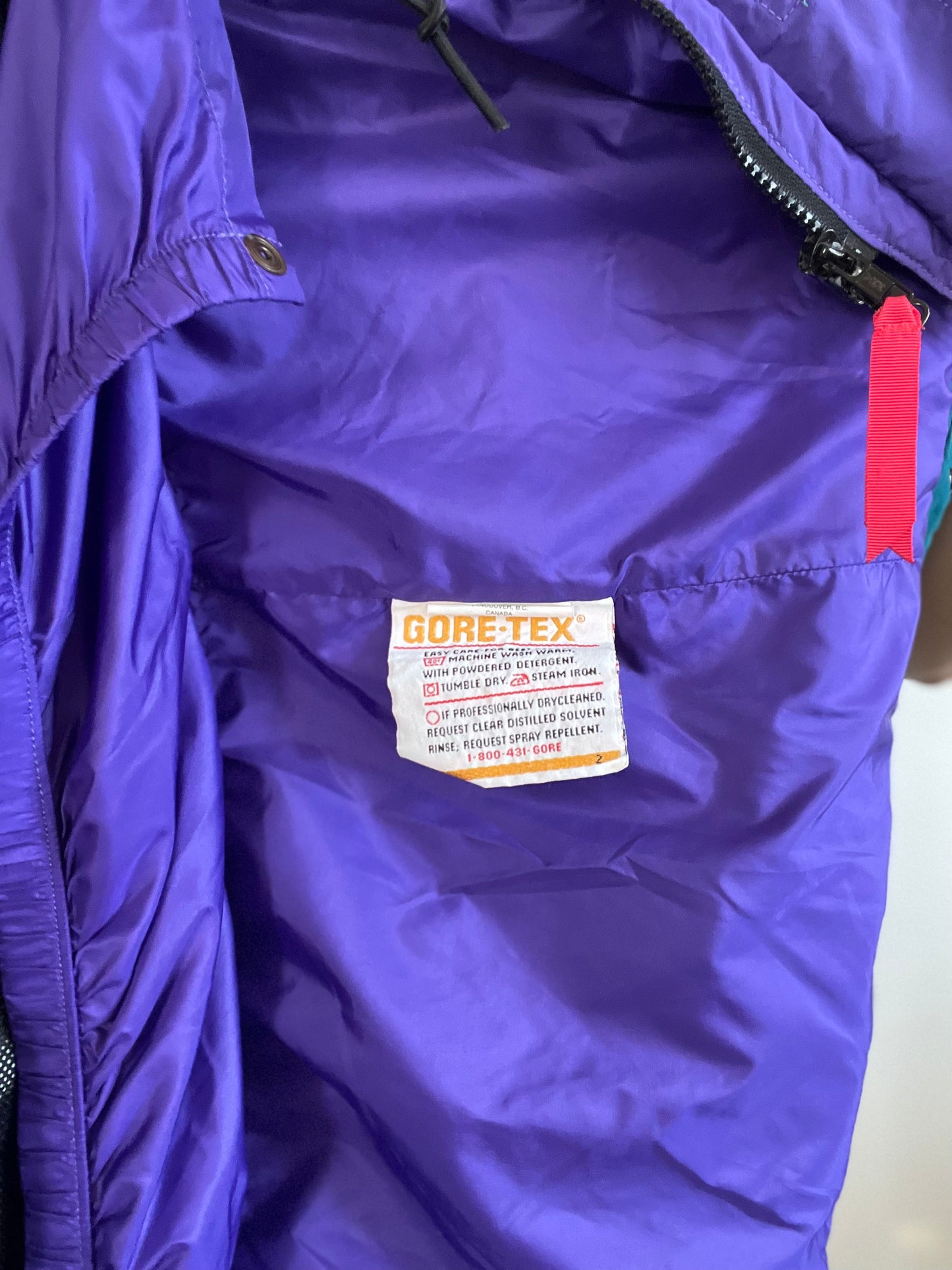 90s Goretex MEC Jacket - Size M